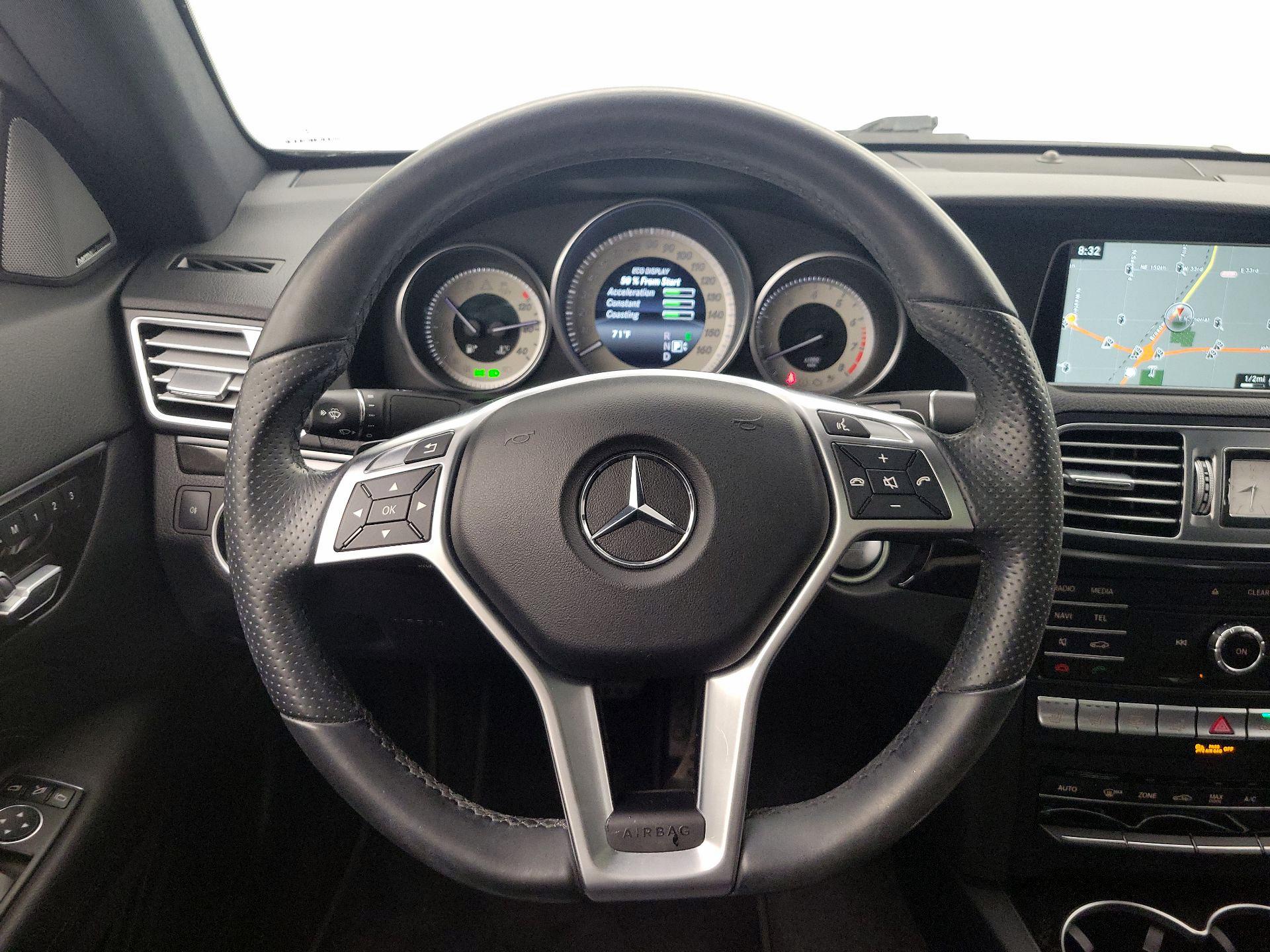 Thumbnail: 2016 Mercedes-Benz E-Class - 10
