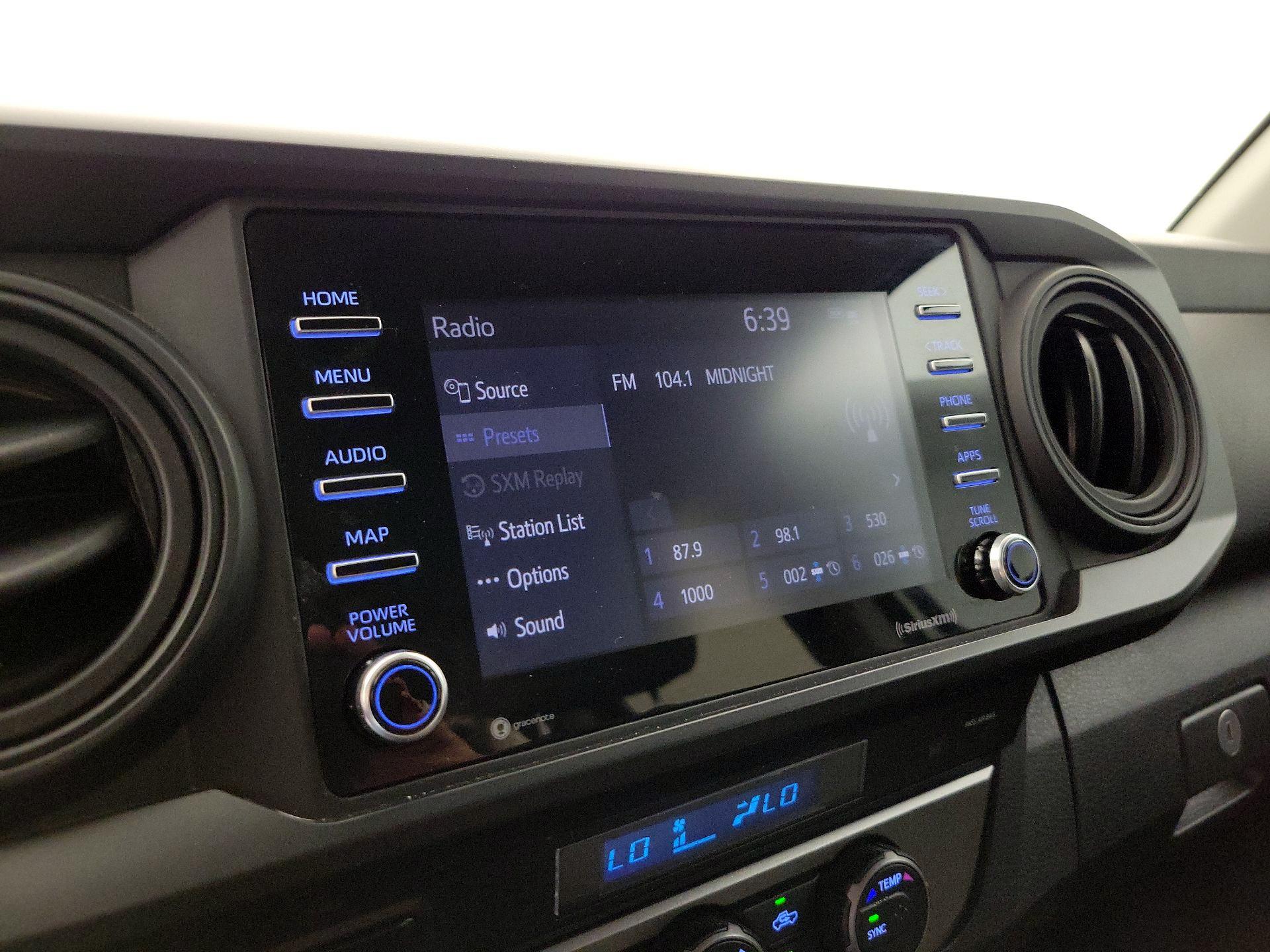 Thumbnail: 2022 Toyota Tacoma - 15