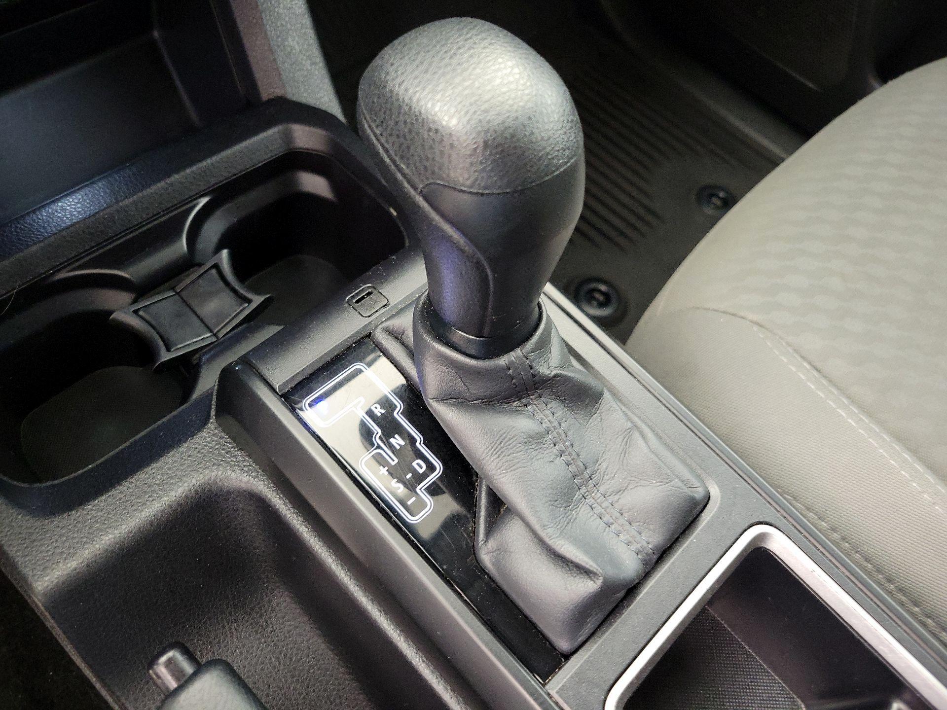 Thumbnail: 2022 Toyota Tacoma - 17