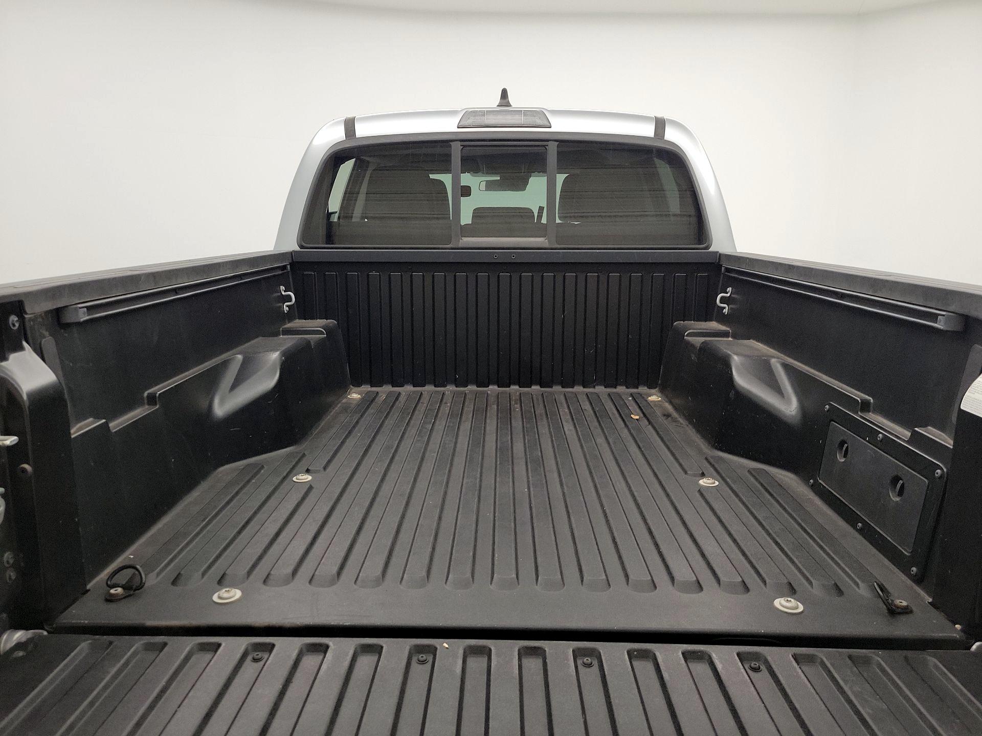 Thumbnail: 2022 Toyota Tacoma - 20