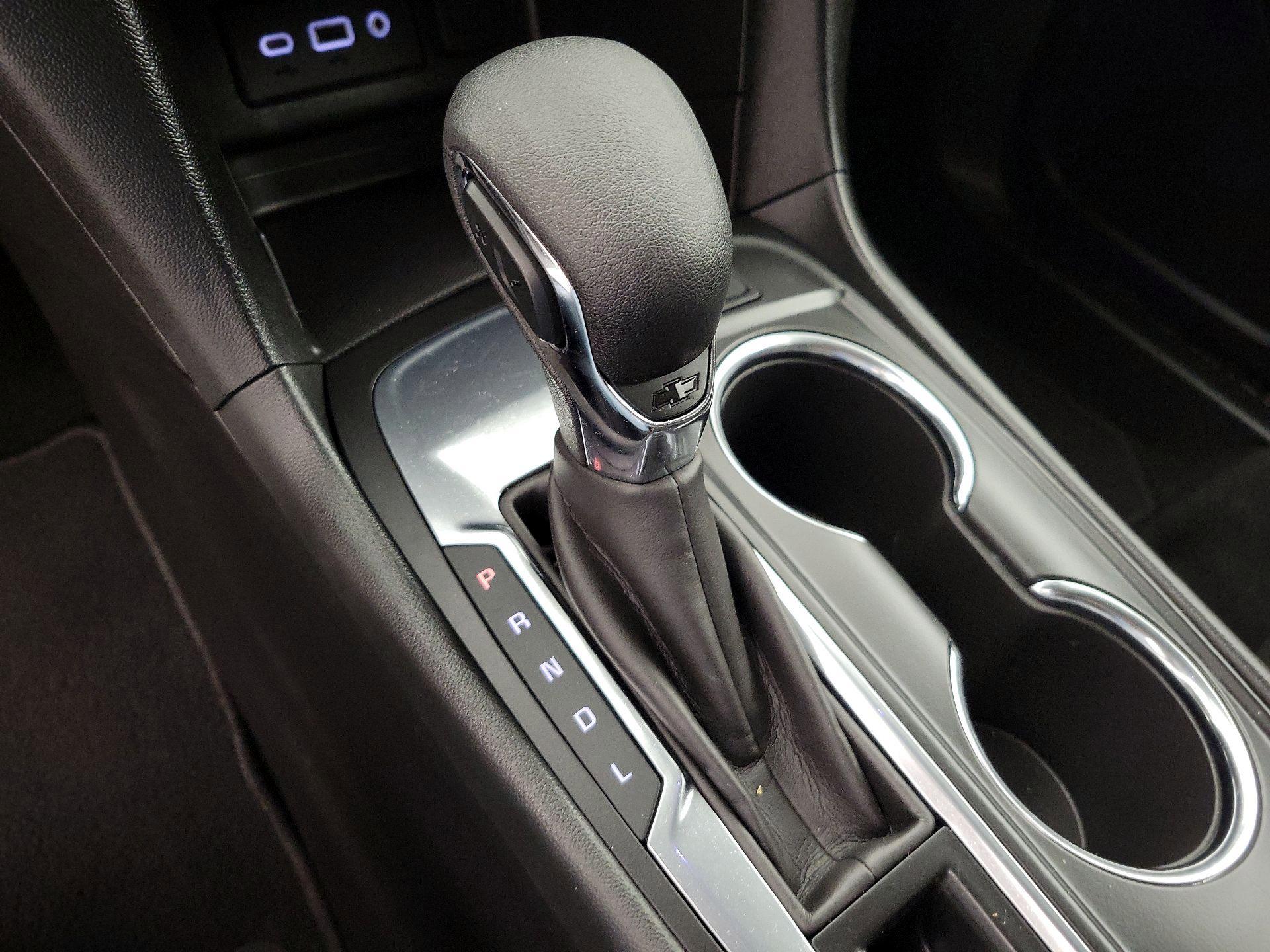 Thumbnail: 2023 Chevrolet Equinox - 17