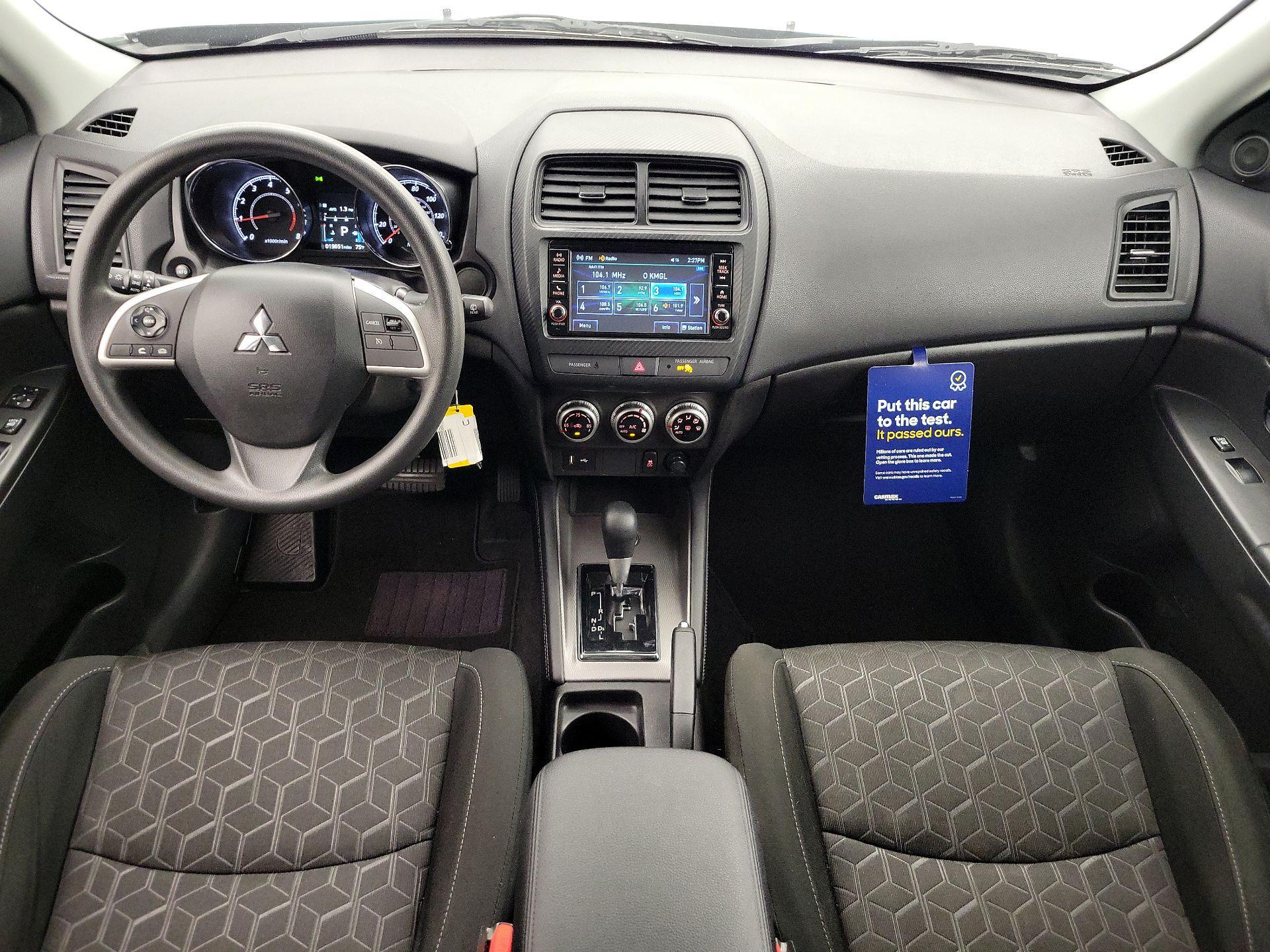 Thumbnail: 2023 Mitsubishi Outlander Sport - 9