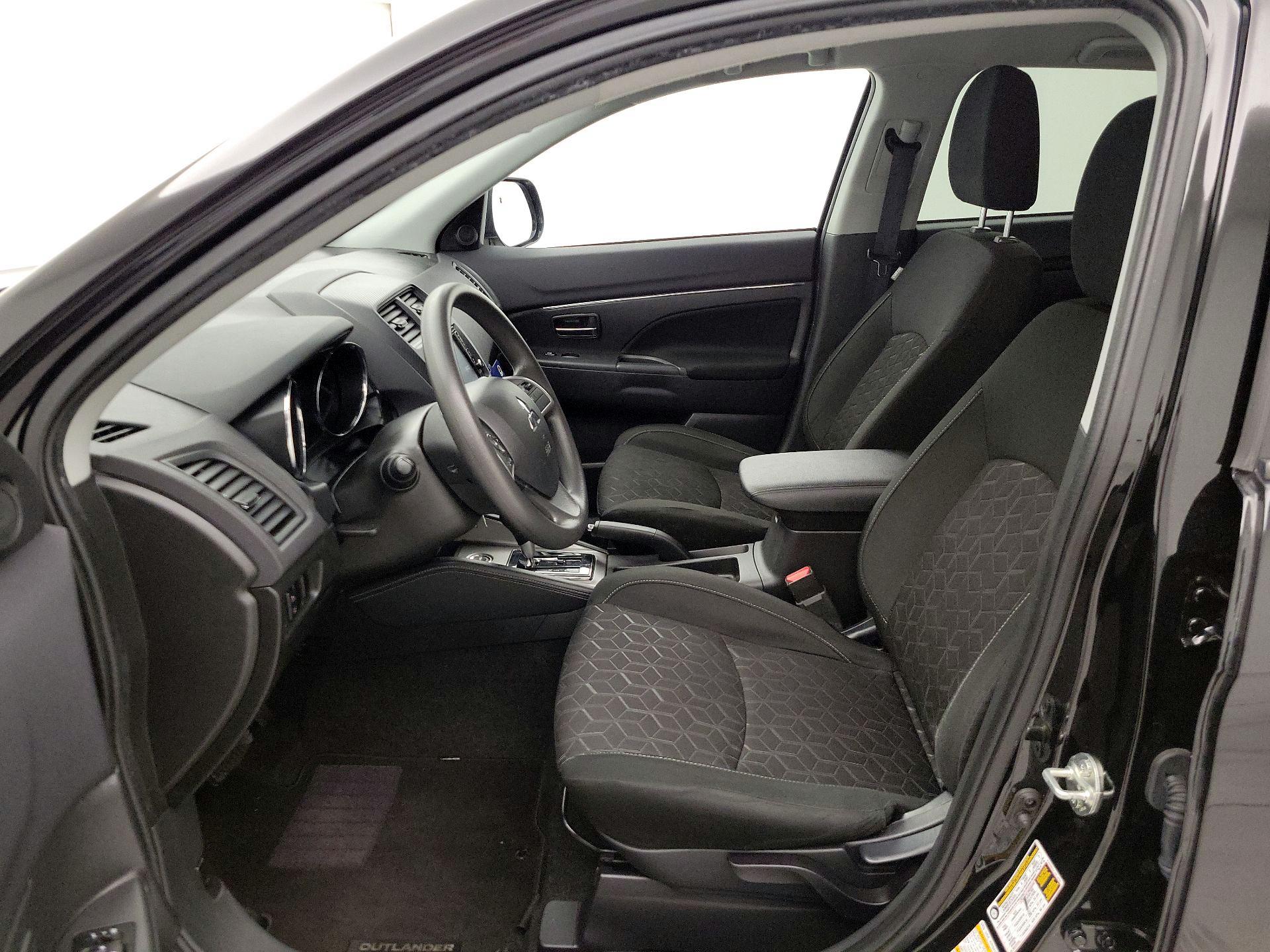 Thumbnail: 2023 Mitsubishi Outlander Sport - 11