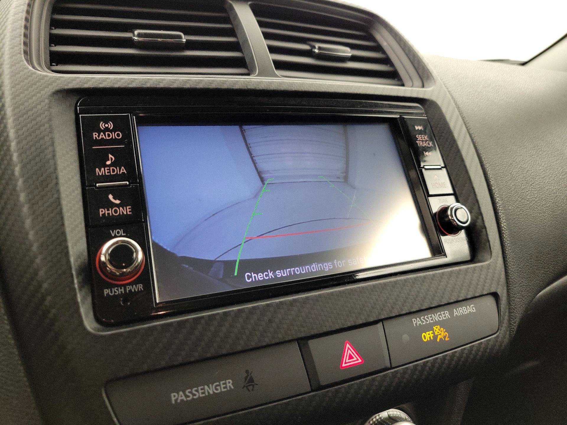 Thumbnail: 2023 Mitsubishi Outlander Sport - 14