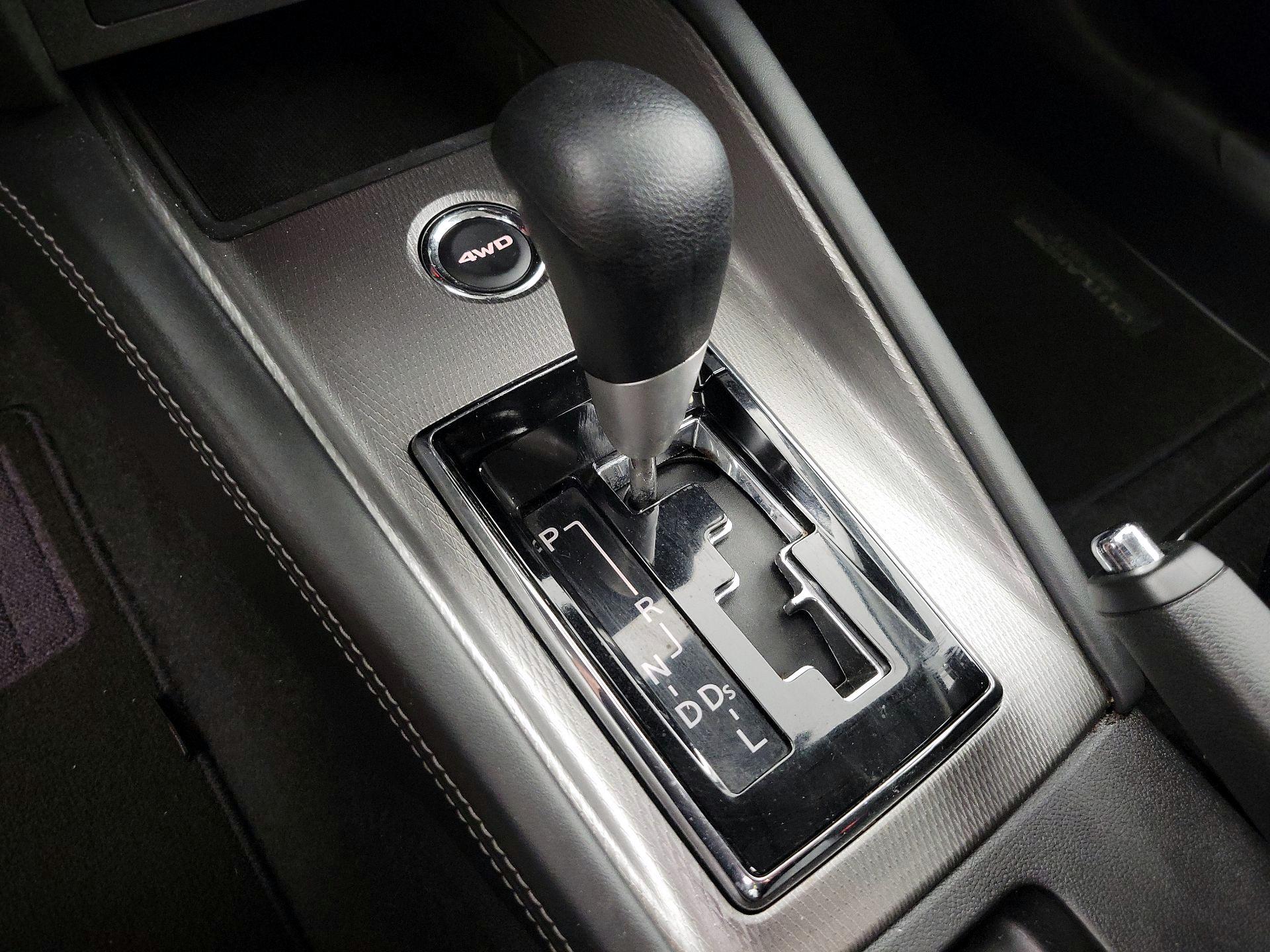 Thumbnail: 2023 Mitsubishi Outlander Sport - 17