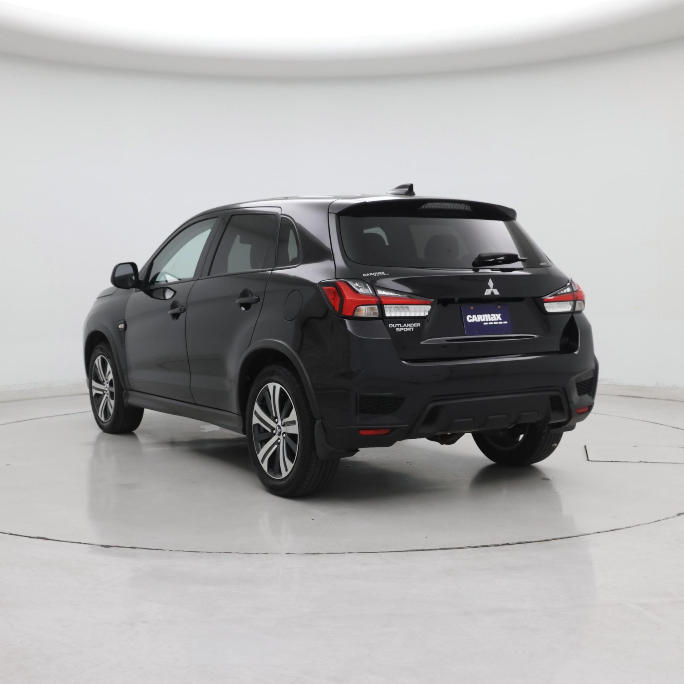 Thumbnail: 2023 Mitsubishi Outlander Sport - 2