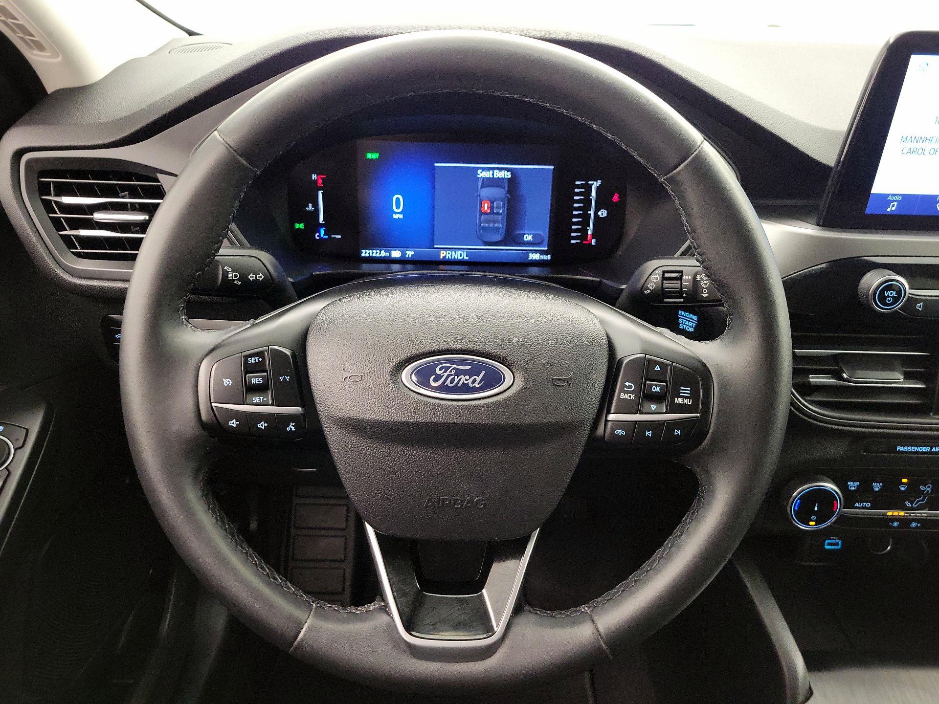 Thumbnail: 2023 Ford Escape - 10