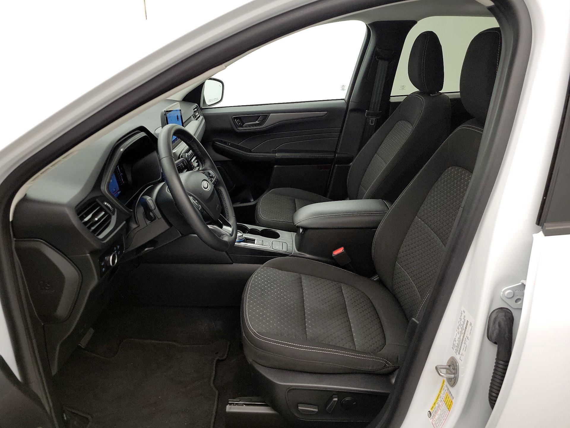 Thumbnail: 2023 Ford Escape - 11