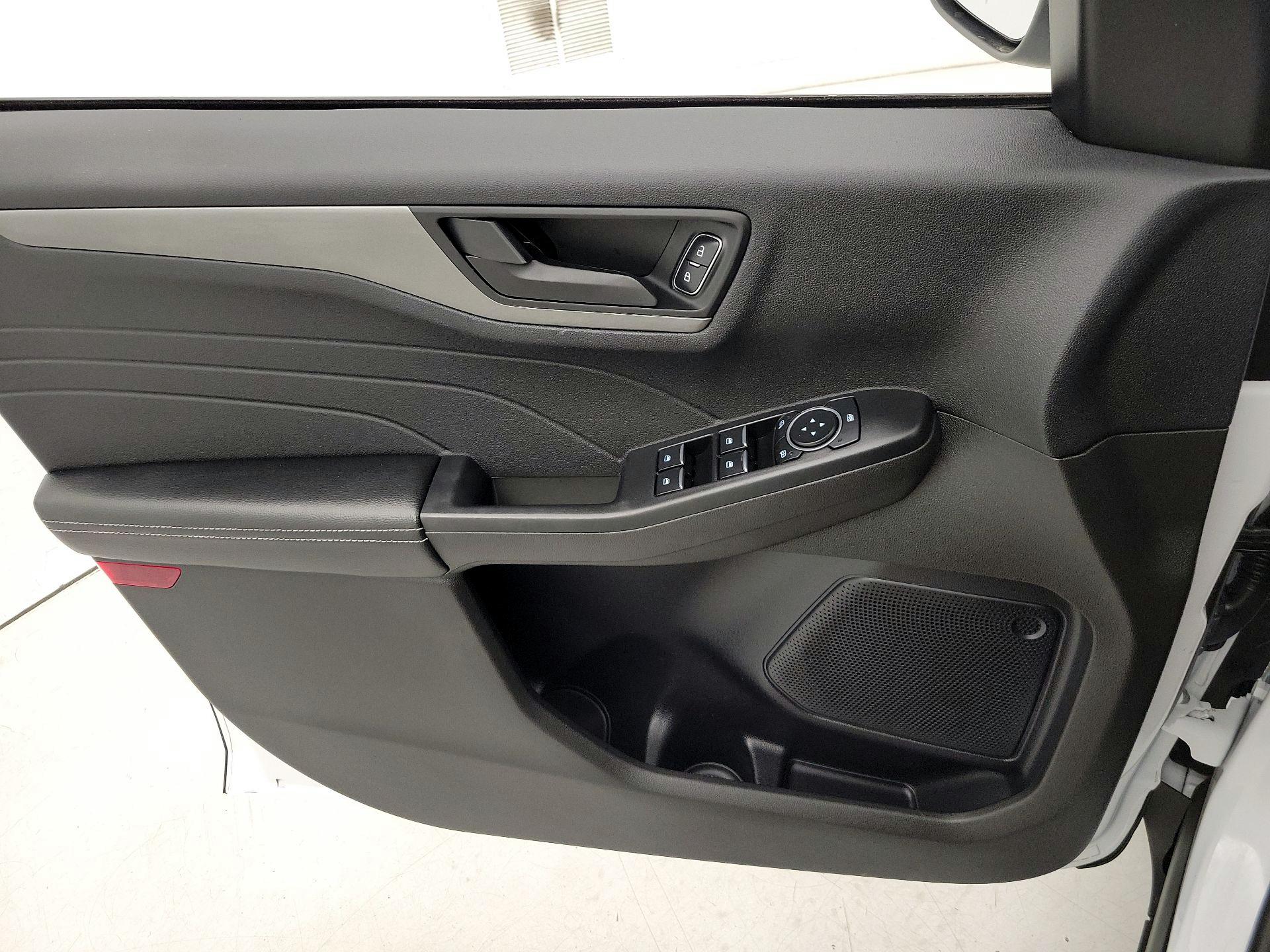 Thumbnail: 2023 Ford Escape - 12