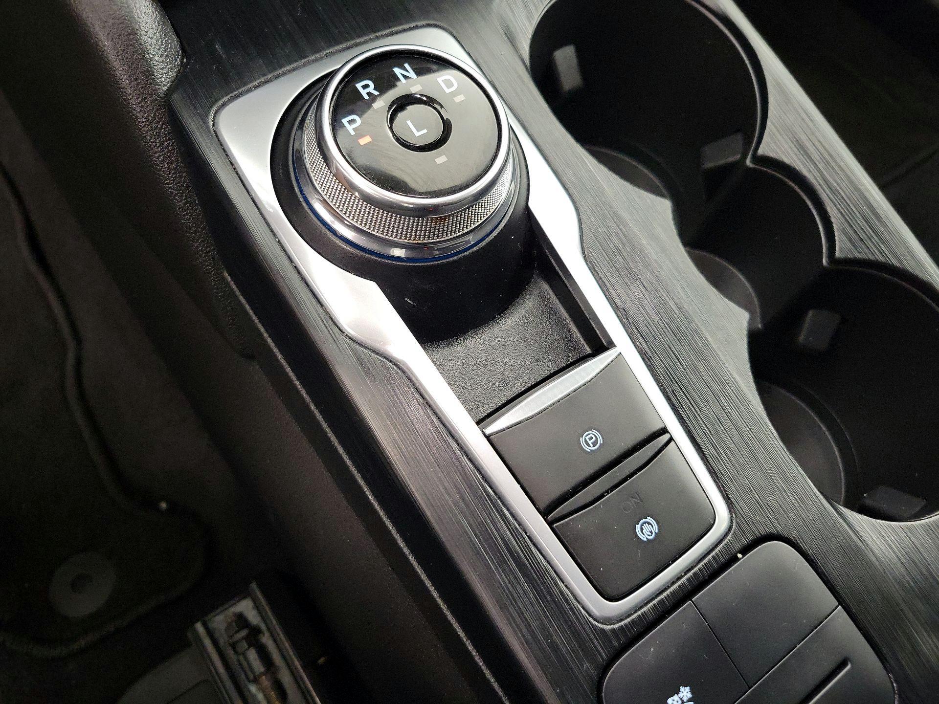 Thumbnail: 2023 Ford Escape - 17