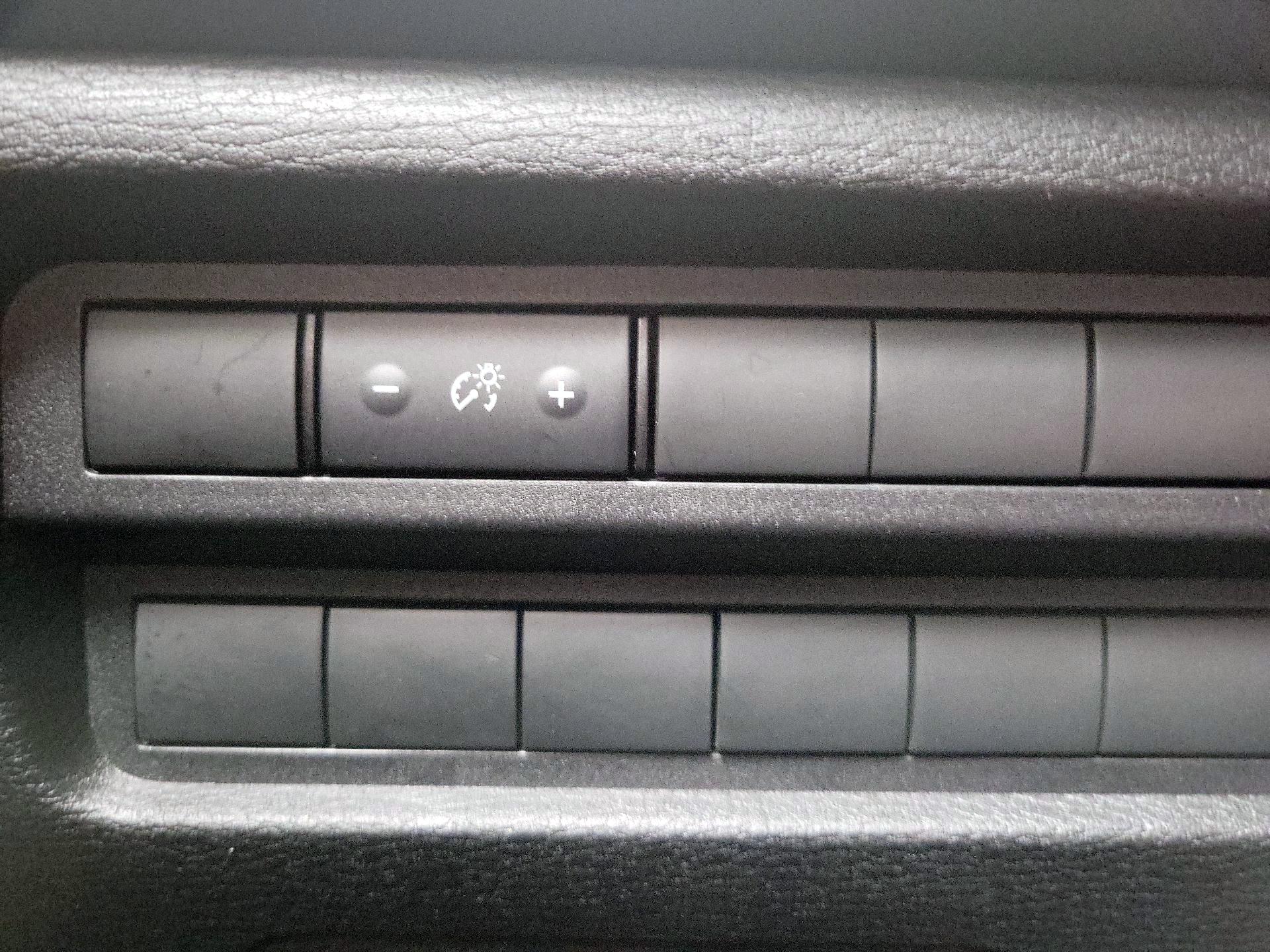 Thumbnail: 2024 Mitsubishi Outlander - 13