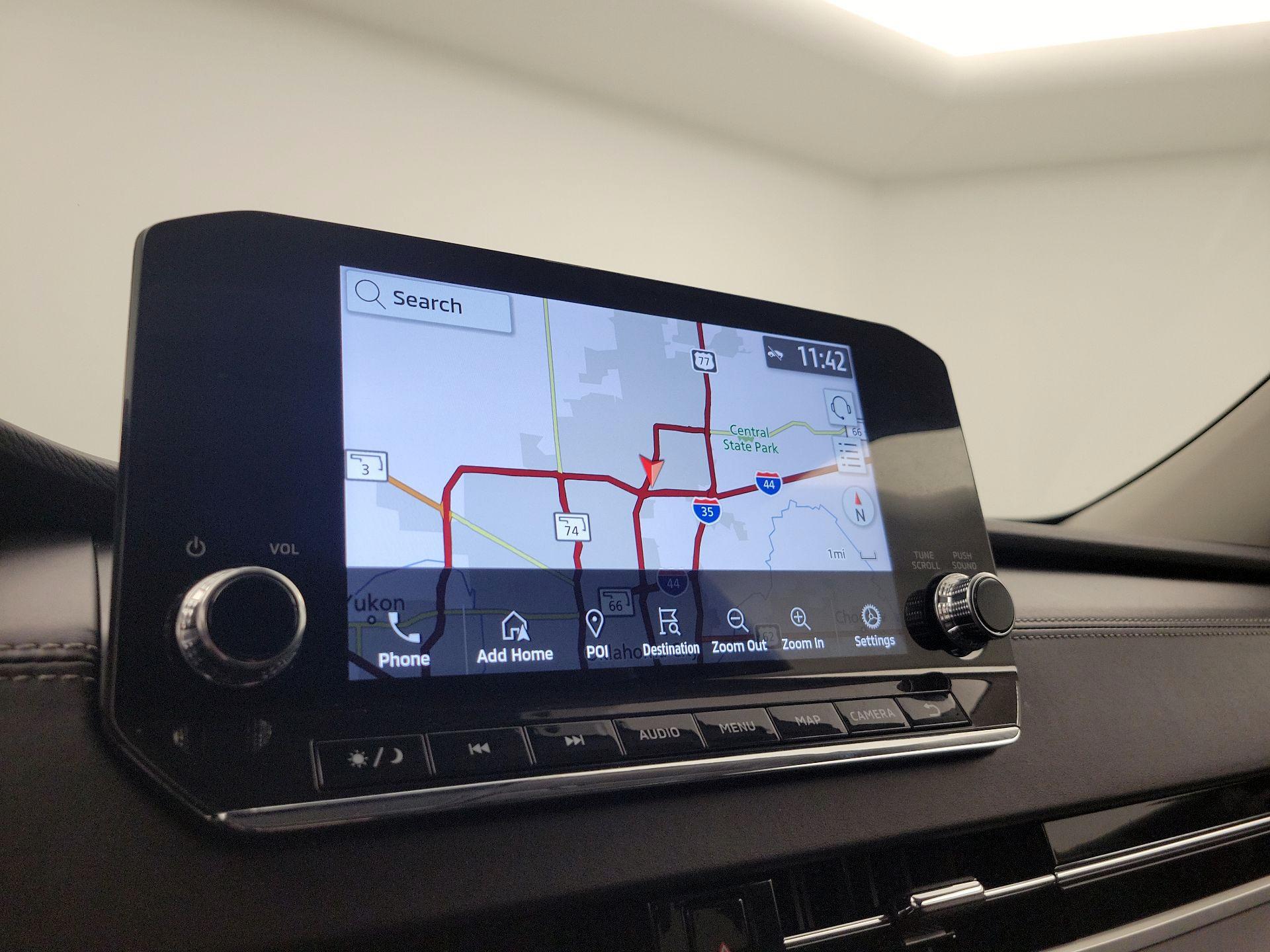 Thumbnail: 2024 Mitsubishi Outlander - 14