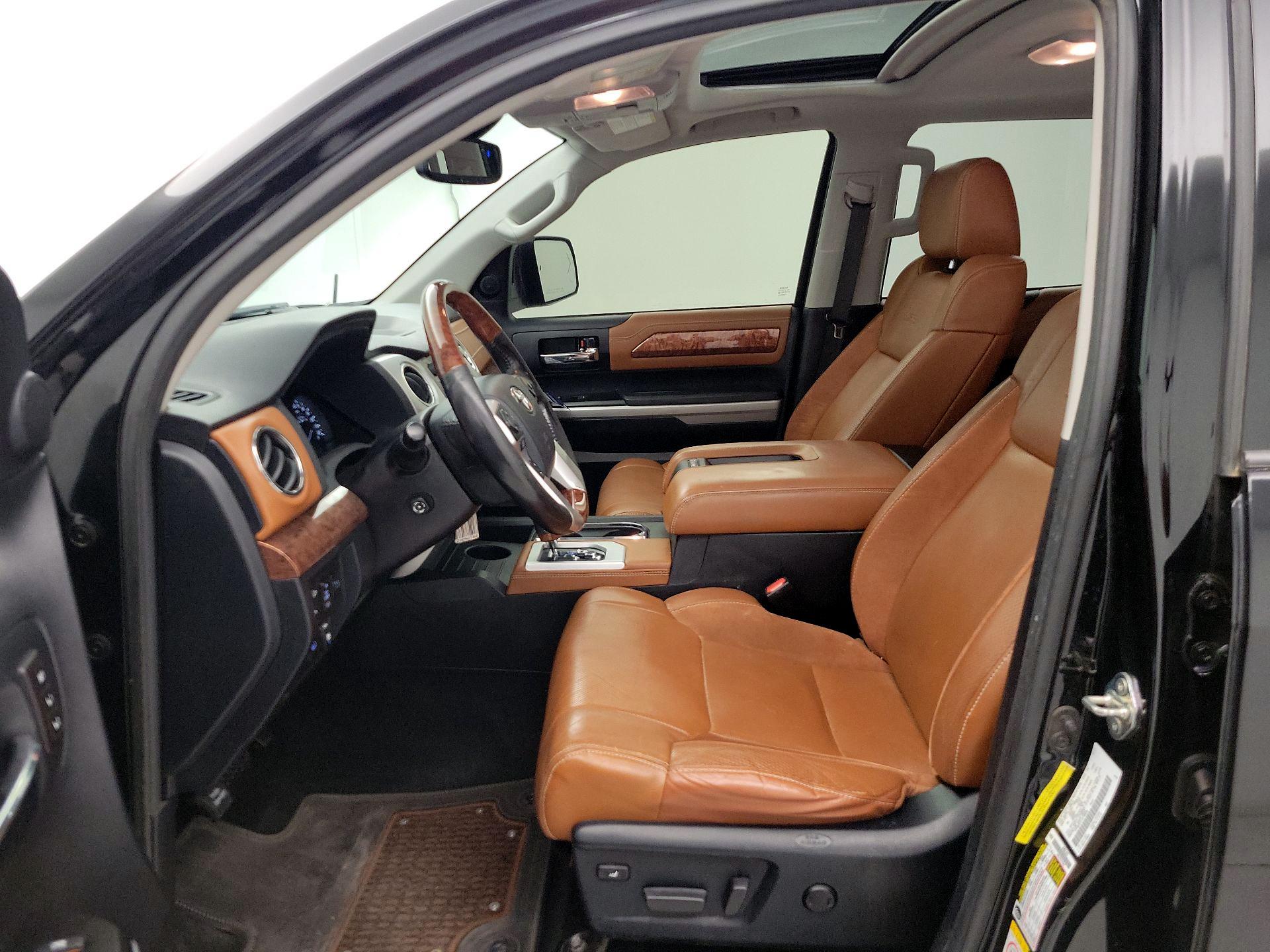 Thumbnail: 2018 Toyota Tundra - 11