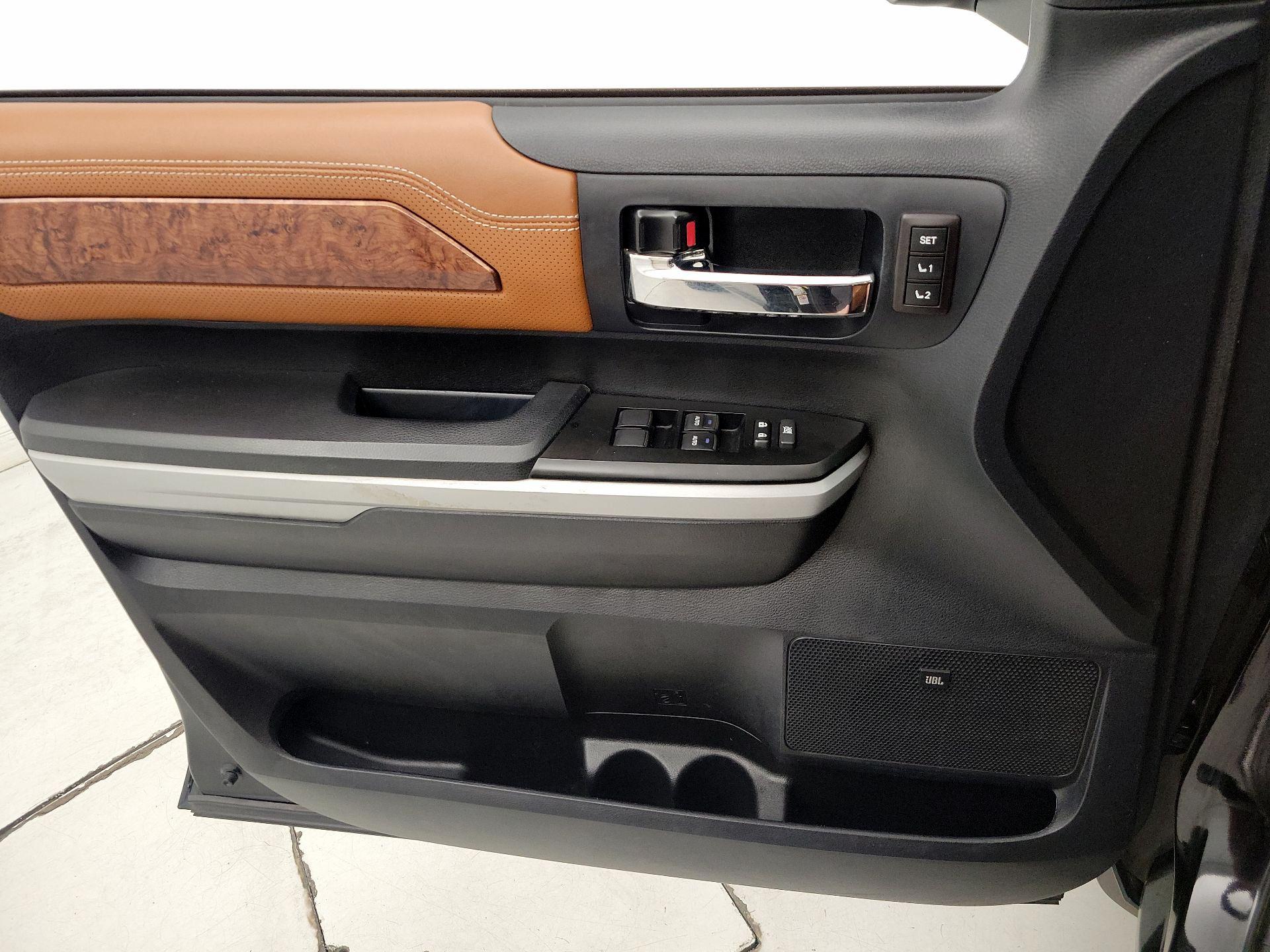 Thumbnail: 2018 Toyota Tundra - 12