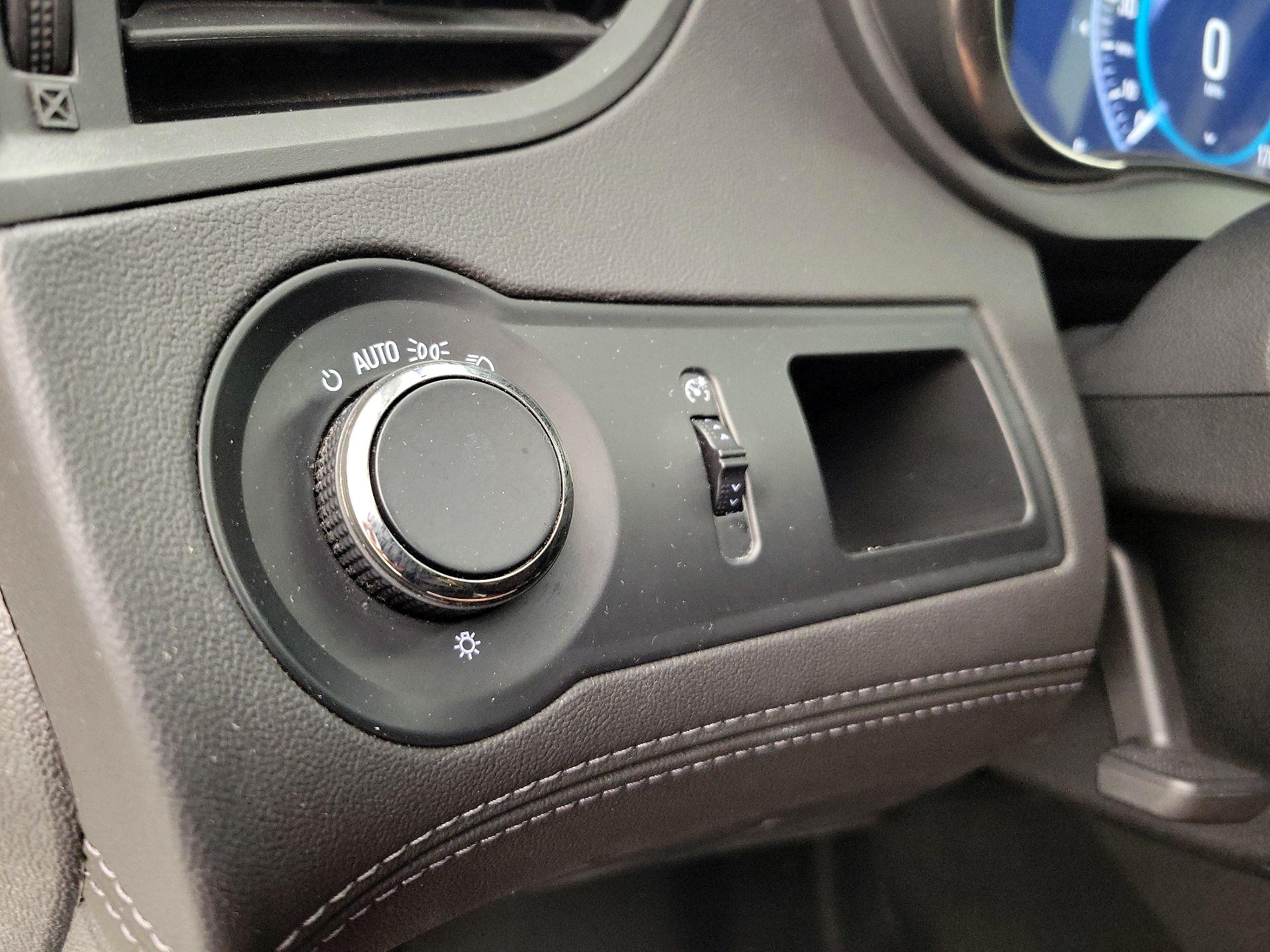 Thumbnail: 2015 Buick LaCrosse - 13