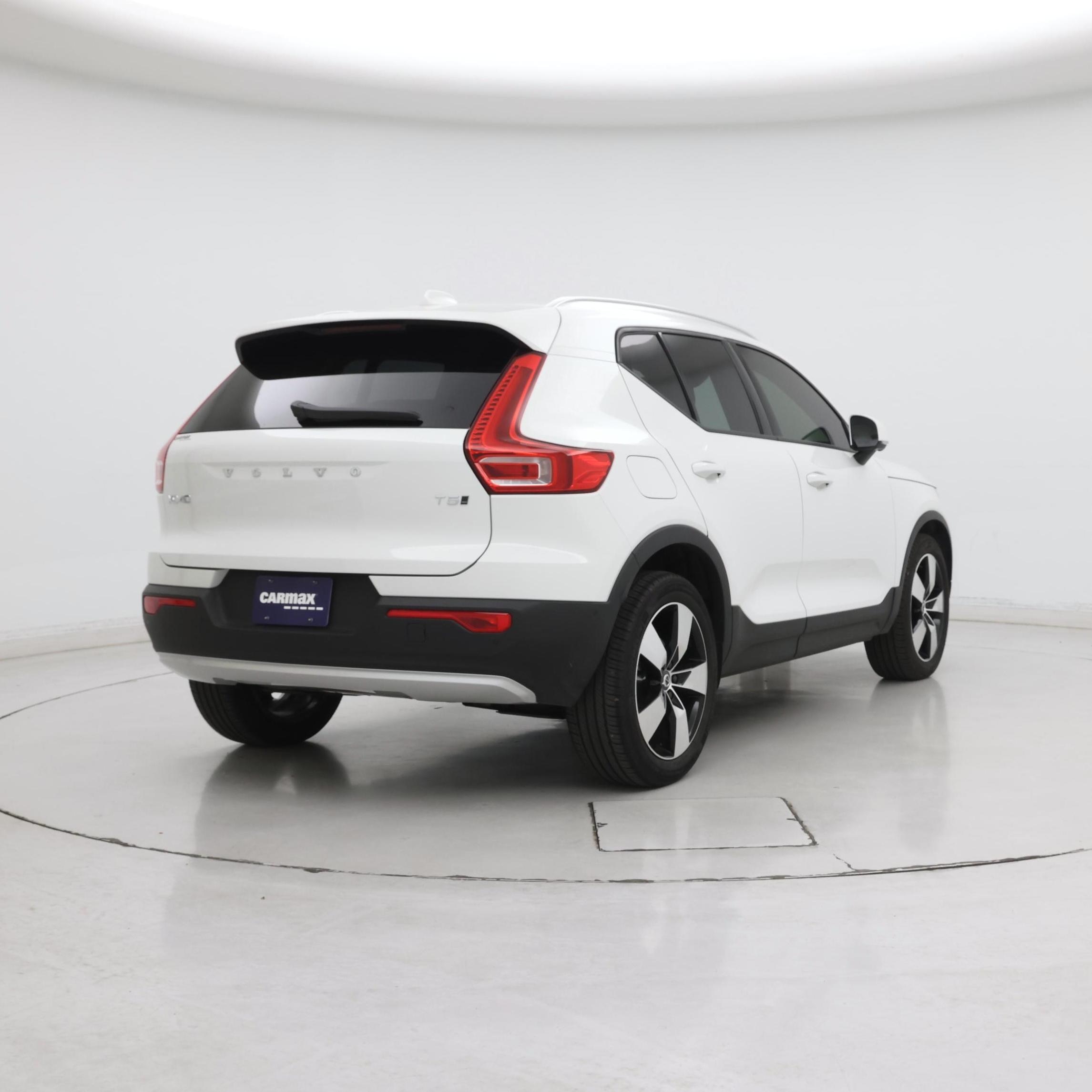 Thumbnail: 2019 Volvo XC40 - 8