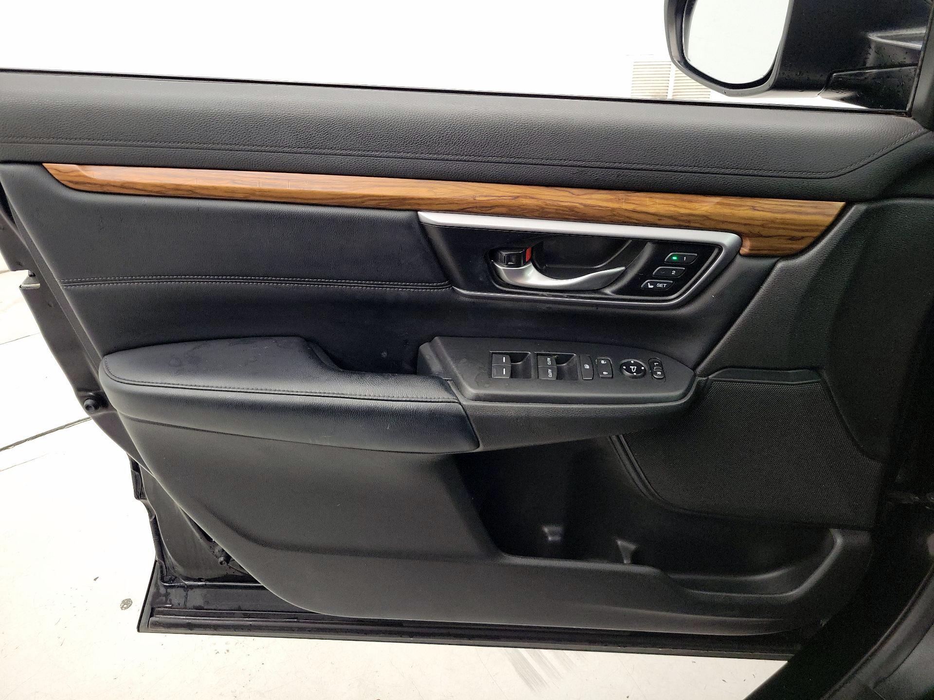 Thumbnail: 2018 Honda CR-V - 12