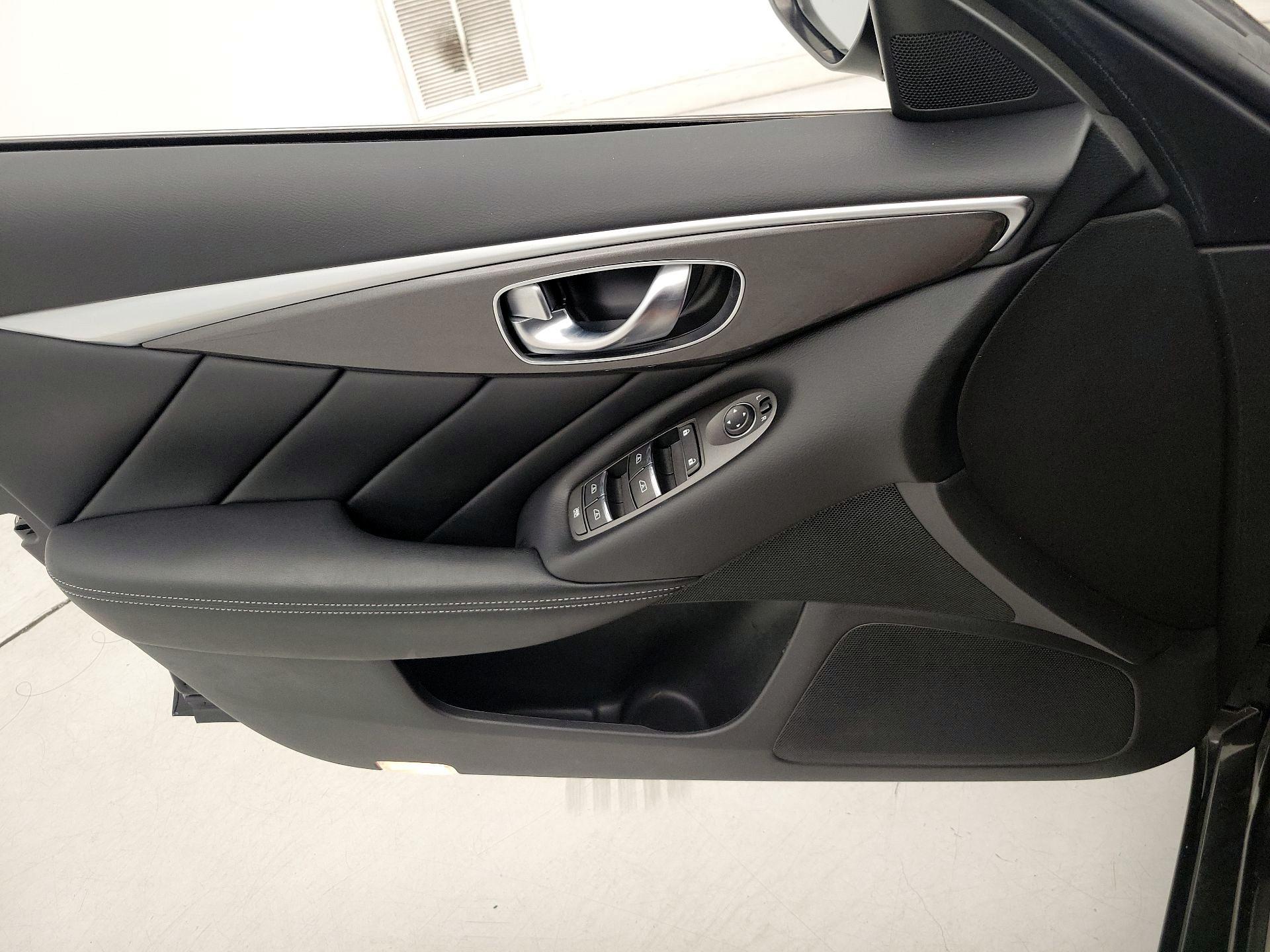 Thumbnail: 2021 INFINITI Q50 - 12