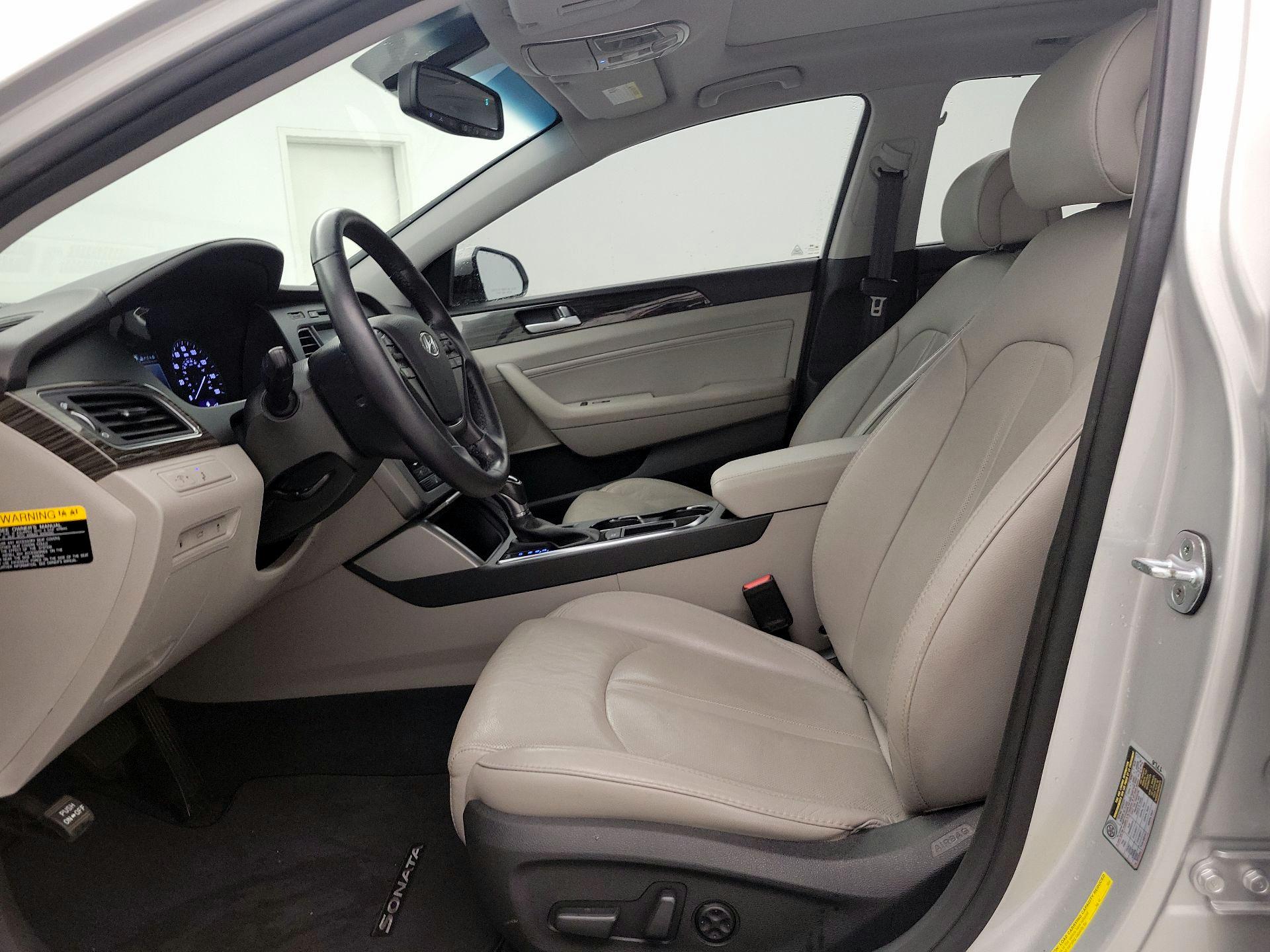 Thumbnail: 2015 Hyundai Sonata - 11