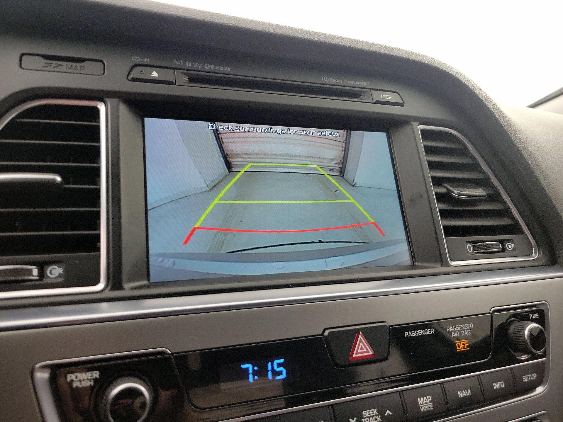 Thumbnail: 2015 Hyundai Sonata - 15