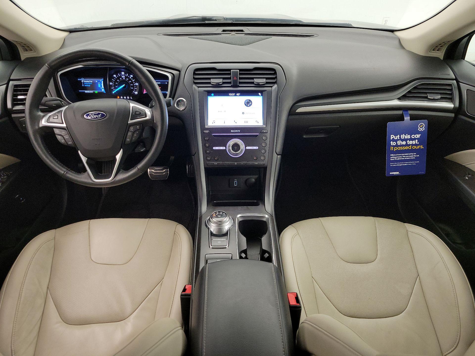 Thumbnail: 2017 Ford Fusion - 9