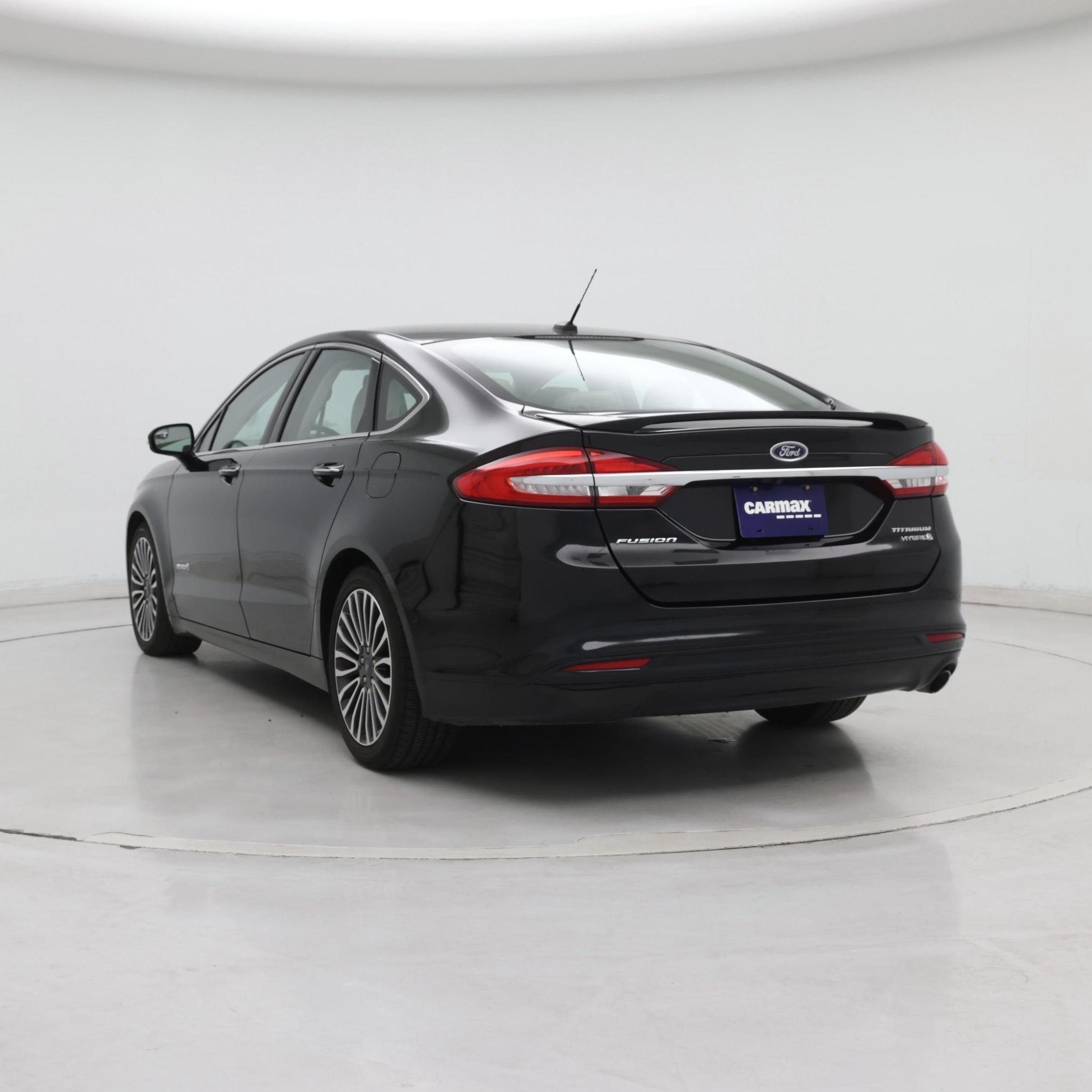 Thumbnail: 2017 Ford Fusion - 2