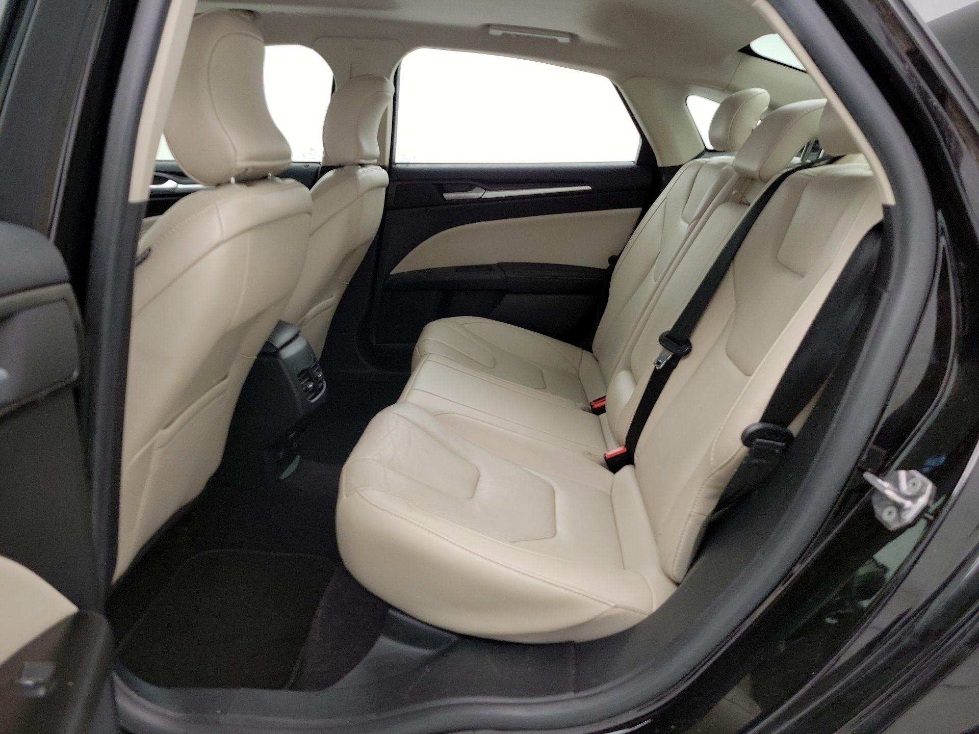 Thumbnail: 2017 Ford Fusion - 20