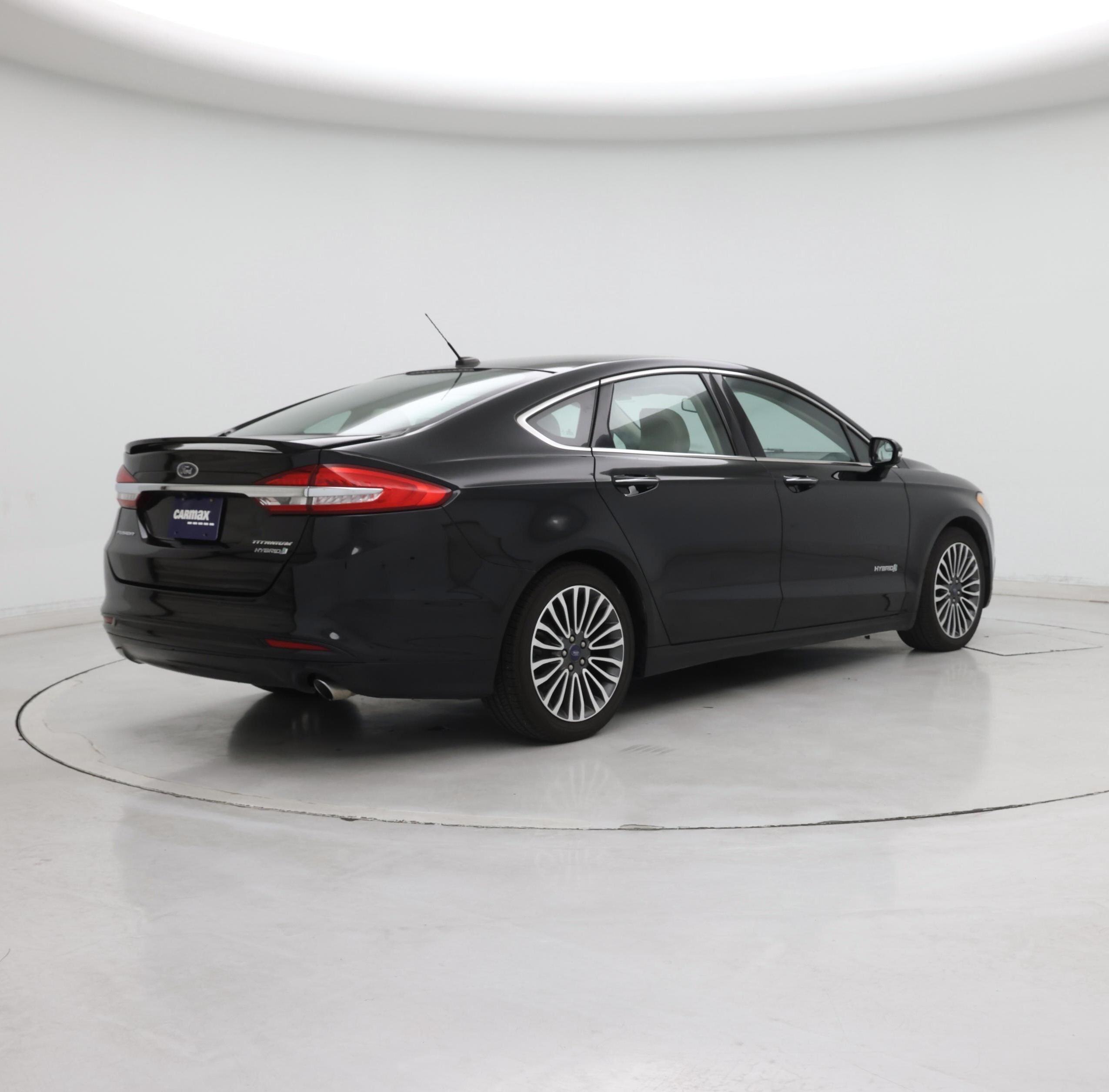 Thumbnail: 2017 Ford Fusion - 8