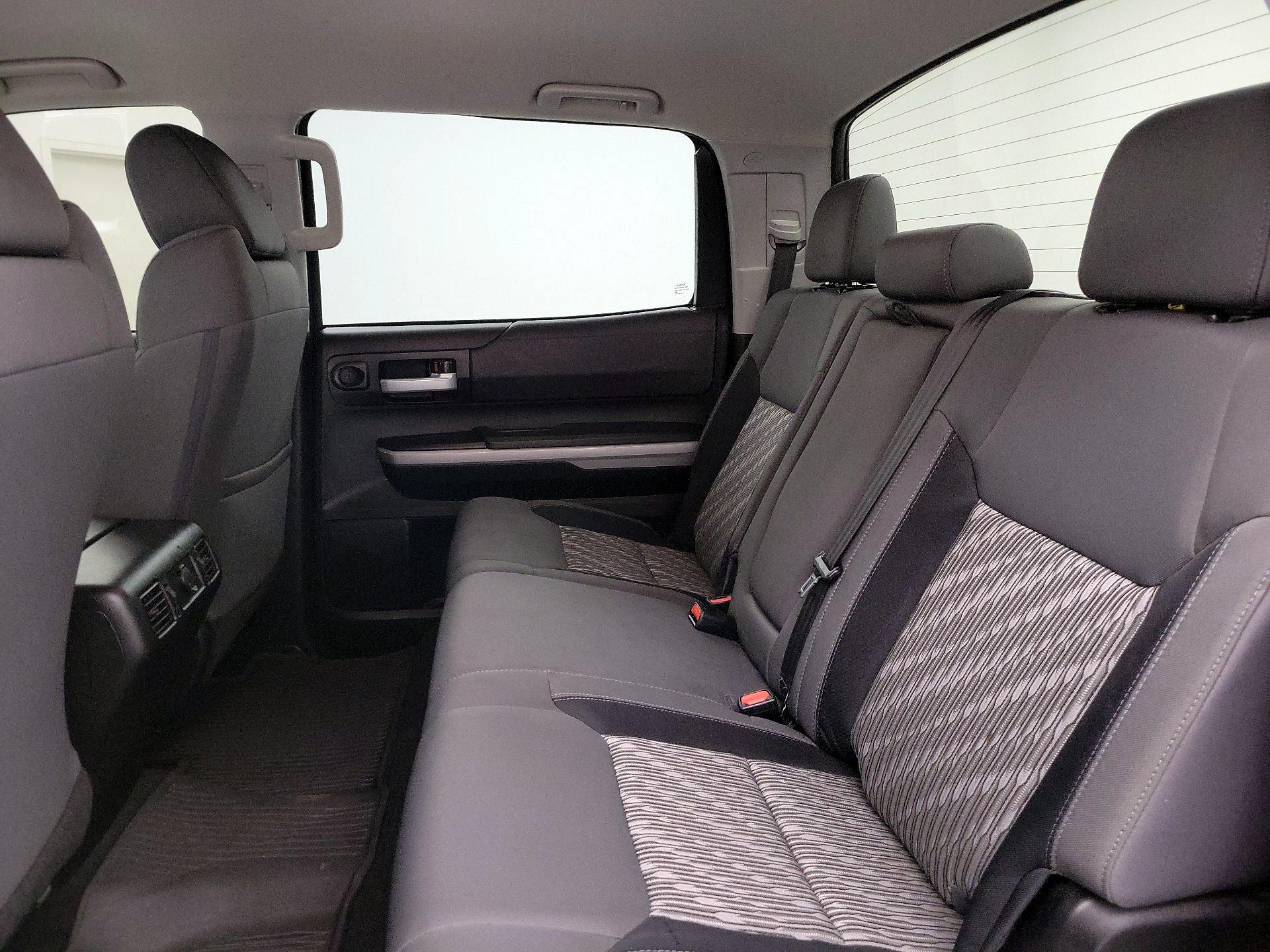 Thumbnail: 2021 Toyota Tundra - 19