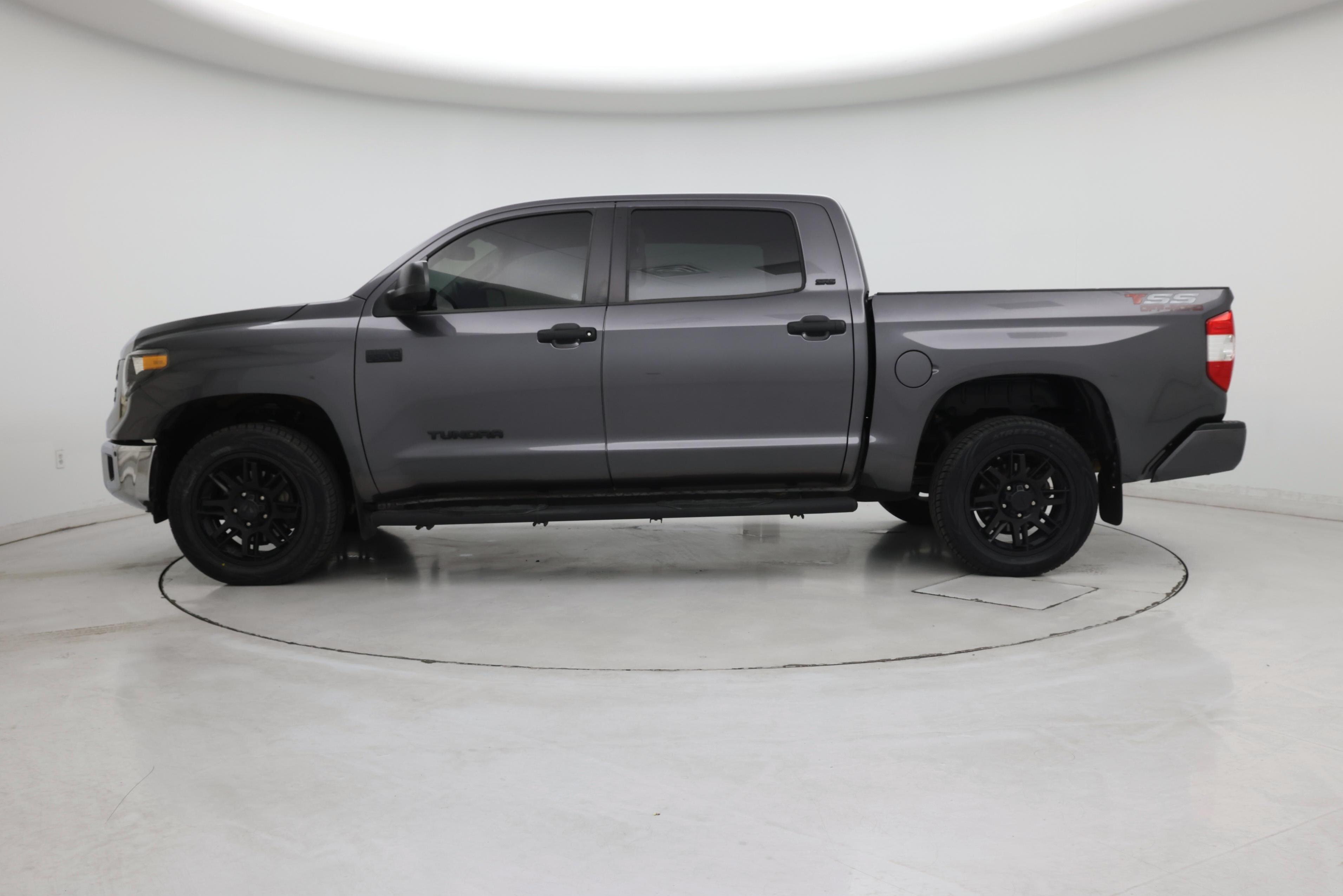 Thumbnail: 2021 Toyota Tundra - 3