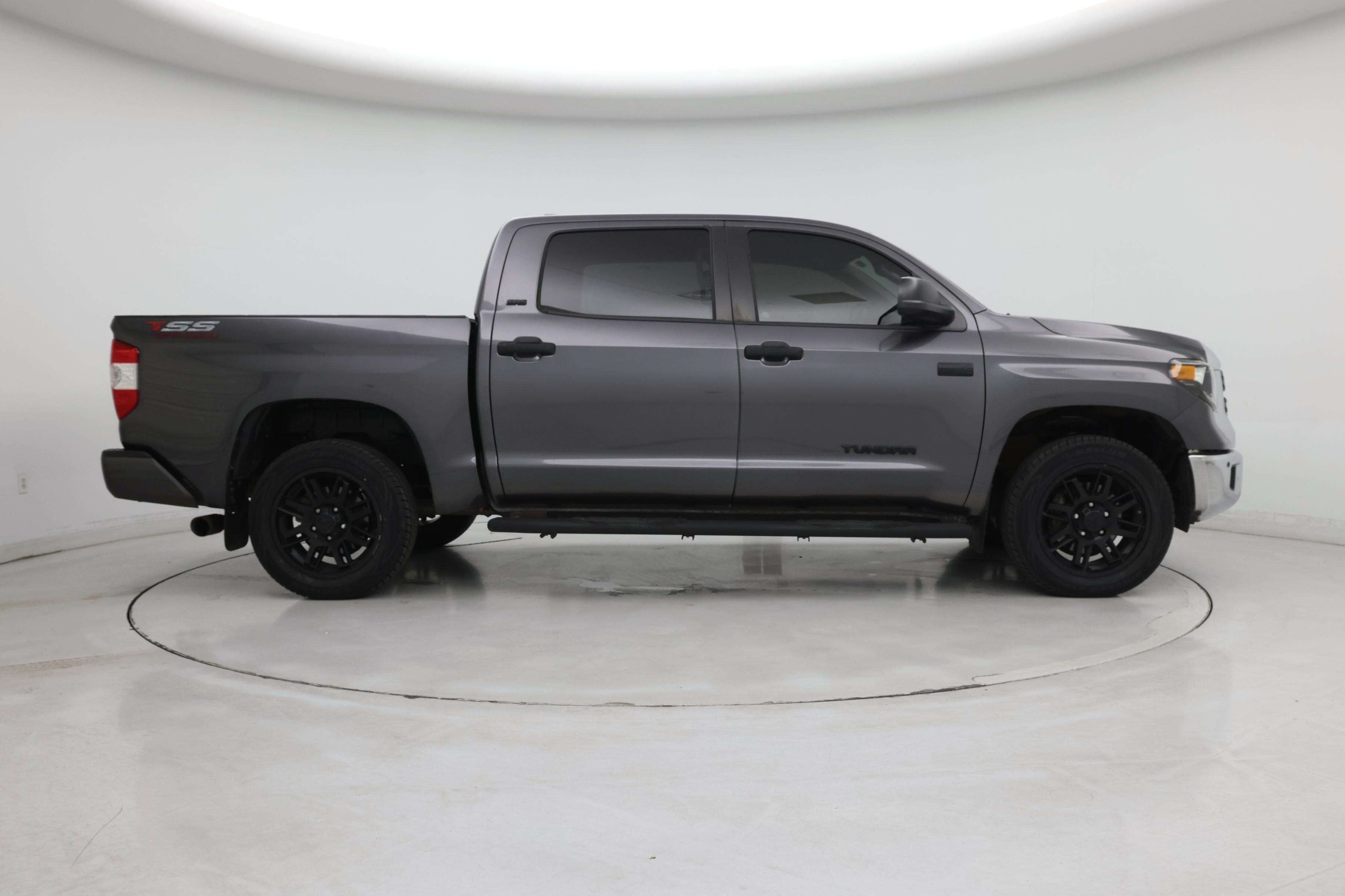 Thumbnail: 2021 Toyota Tundra - 7