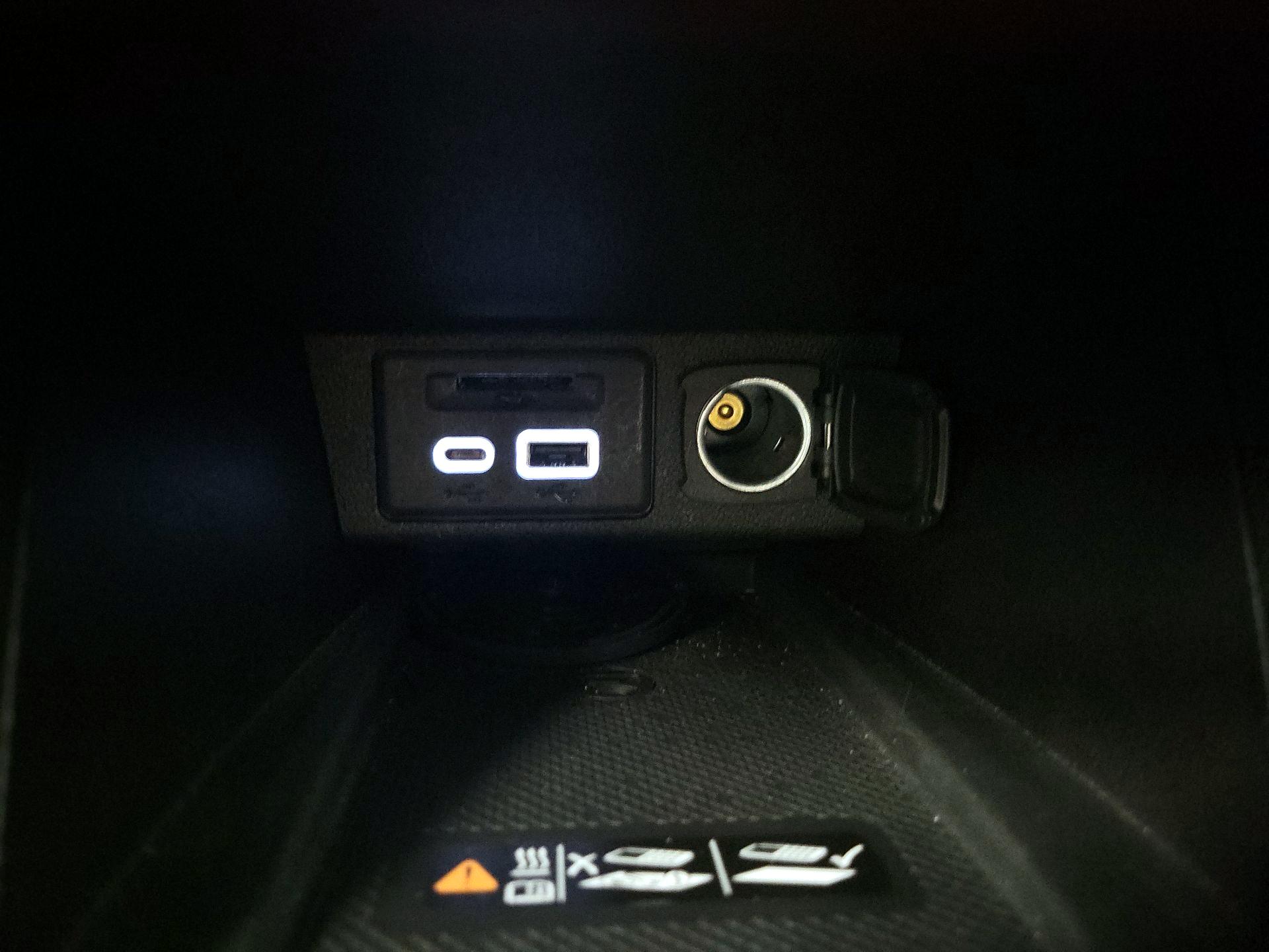 Thumbnail: 2023 Chevrolet Bolt EUV - 18