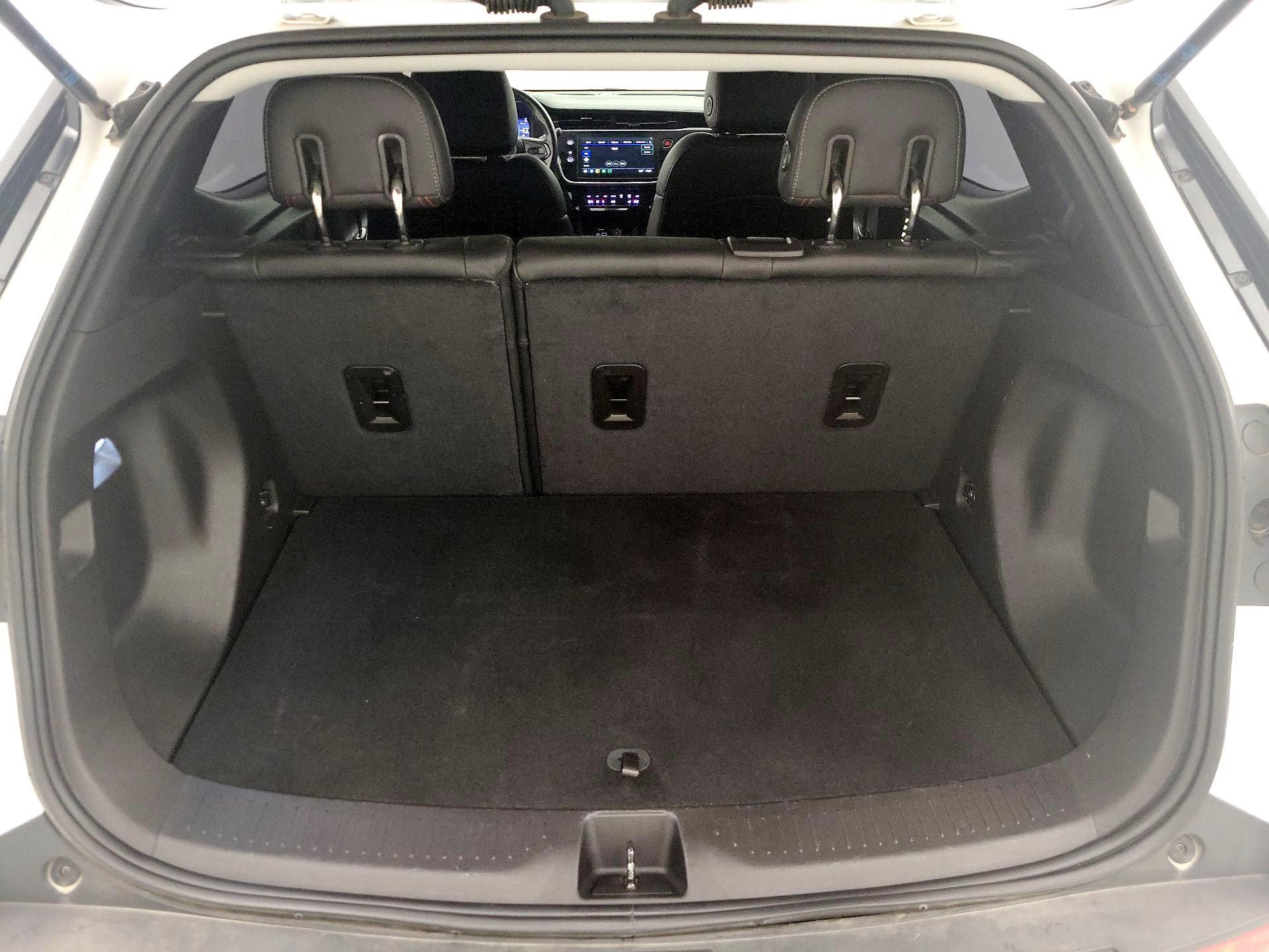 Thumbnail: 2023 Chevrolet Bolt EUV - 20