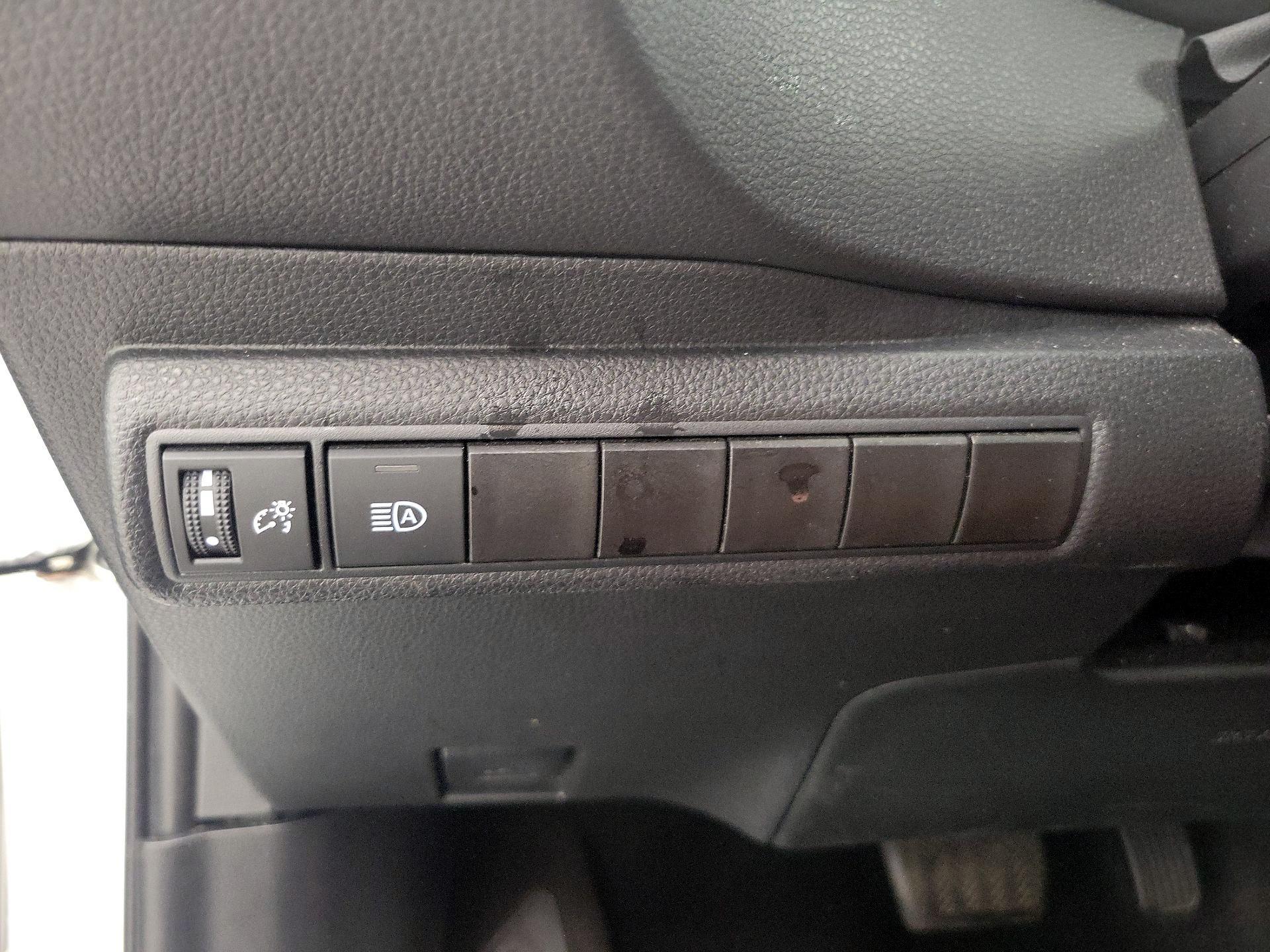 Thumbnail: 2024 Toyota Corolla - 13