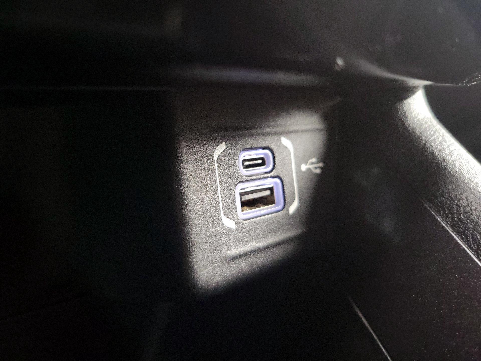 Thumbnail: 2023 Jeep Compass - 18