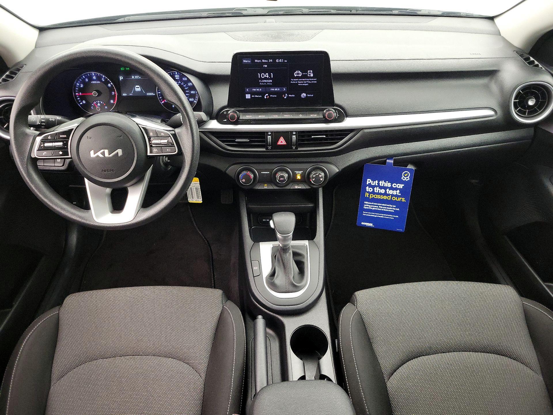 Thumbnail: 2024 Kia Forte - 9