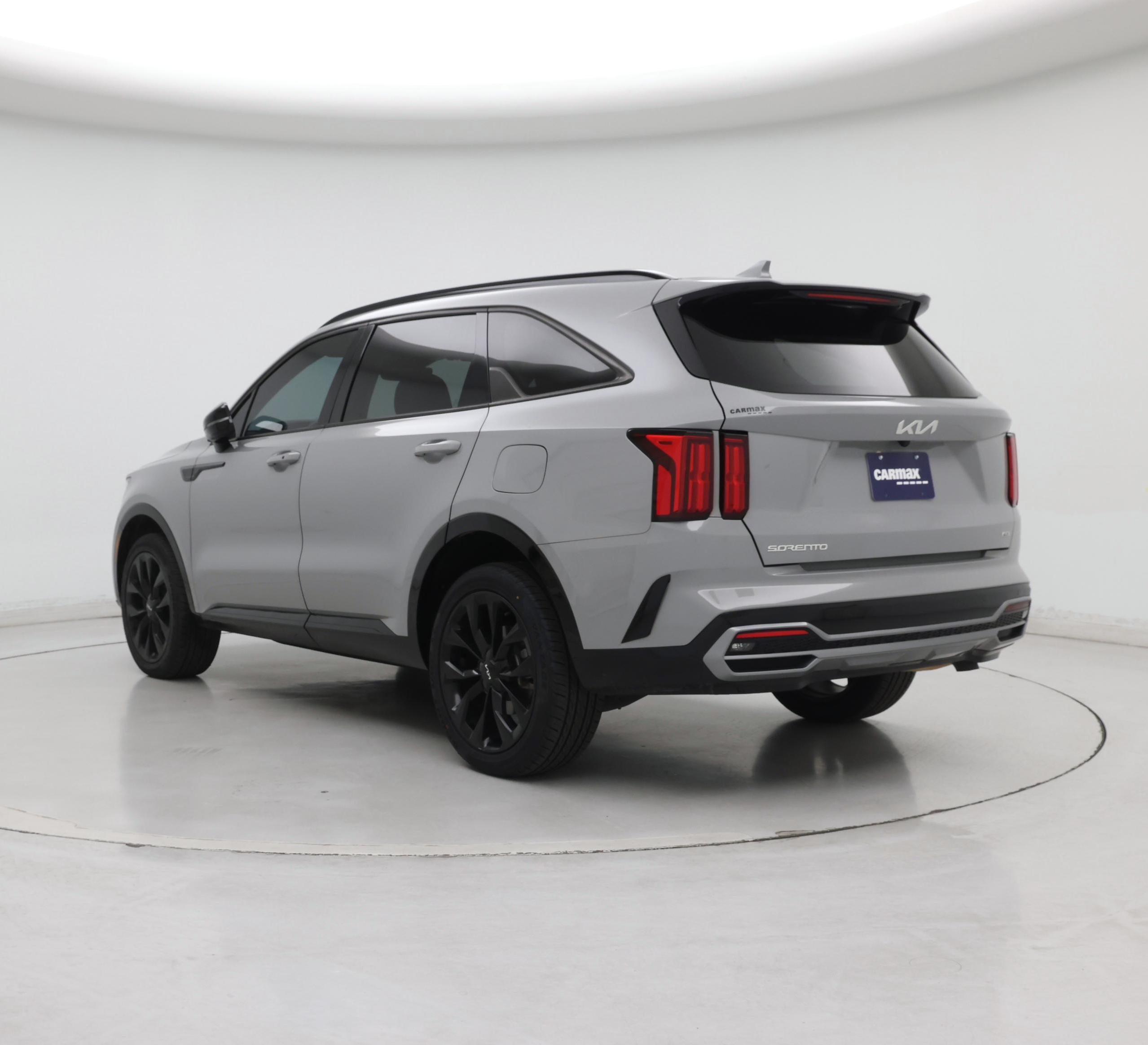Thumbnail: 2023 Kia Sorento - 2