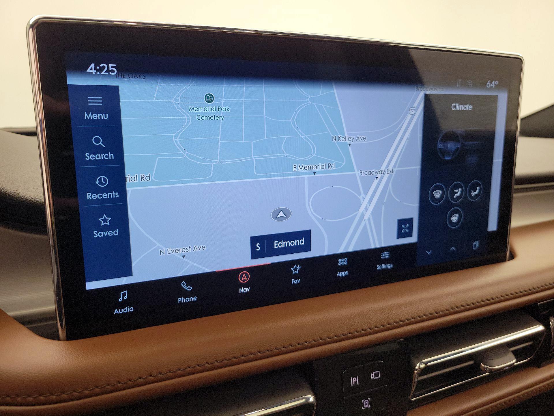 Thumbnail: 2022 Lincoln Nautilus - 14