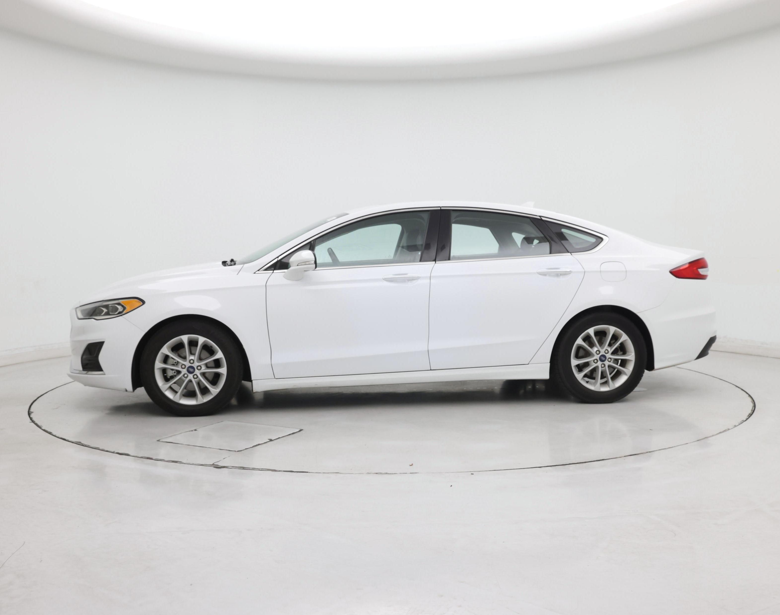 Thumbnail: 2019 Ford Fusion - 3