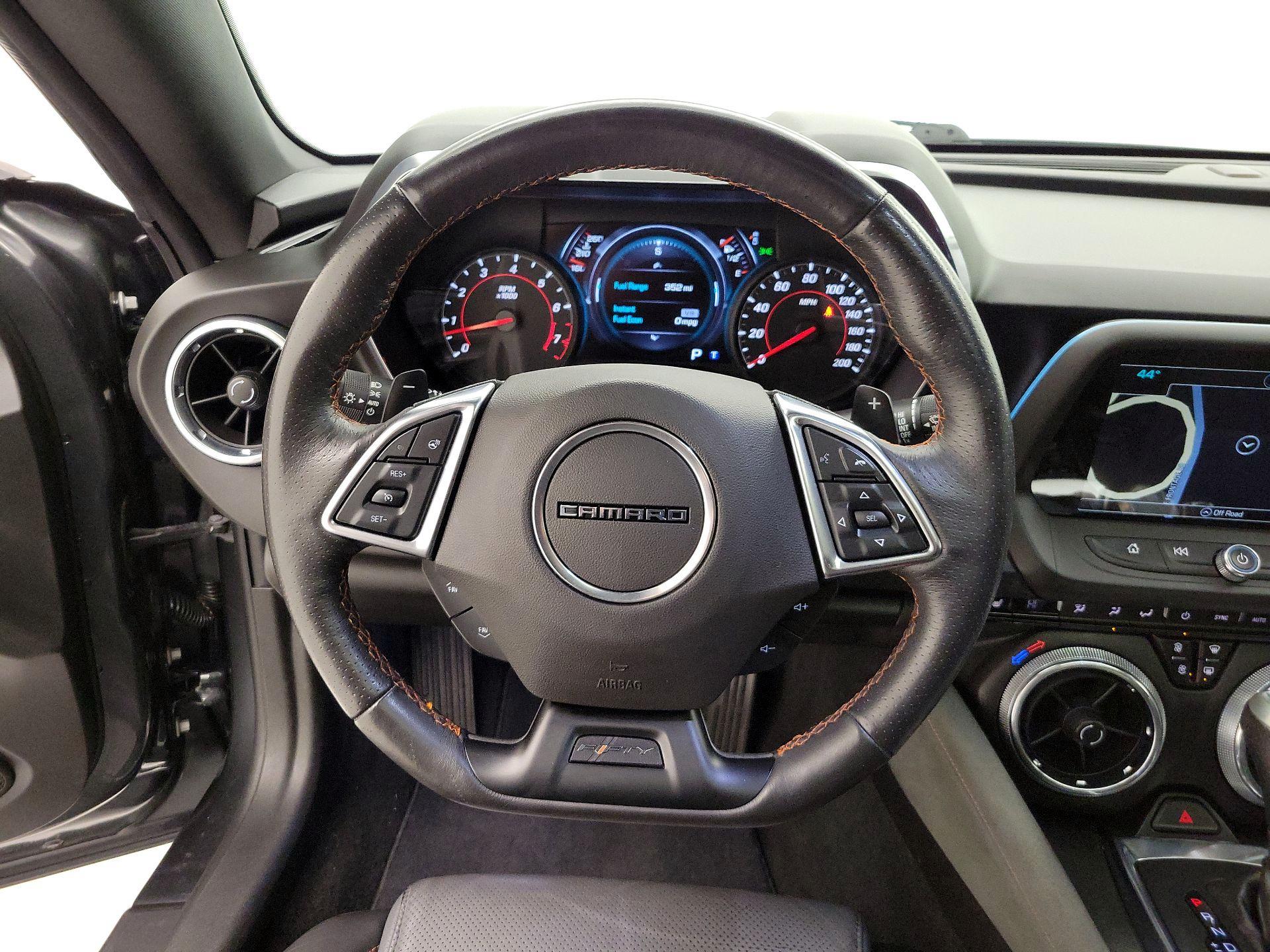 Thumbnail: 2017 Chevrolet Camaro - 10
