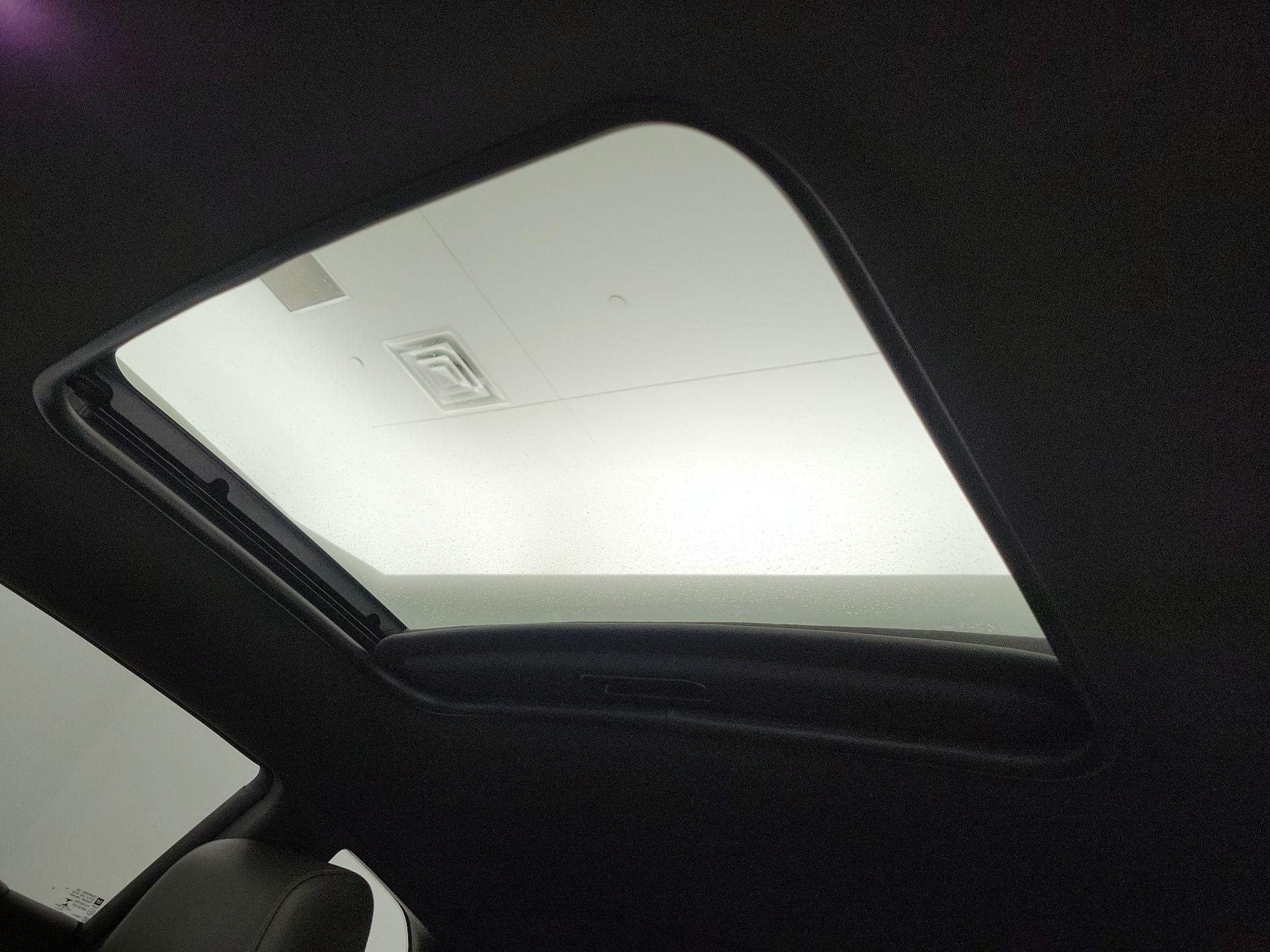 Thumbnail: 2017 Chevrolet Camaro - 20