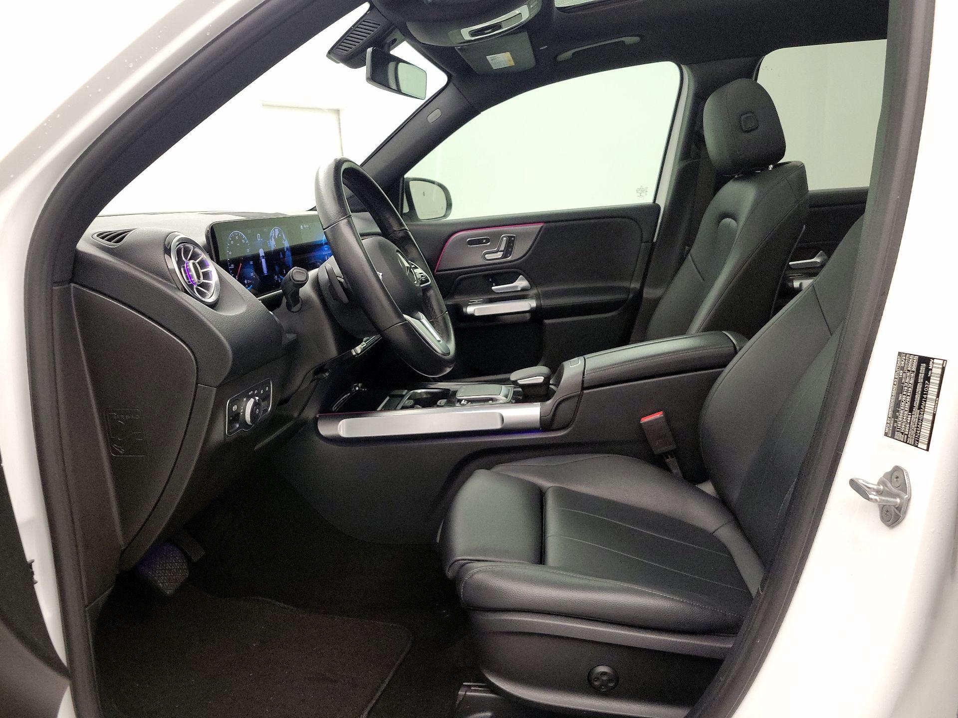 Thumbnail: 2021 Mercedes-Benz GLB - 11