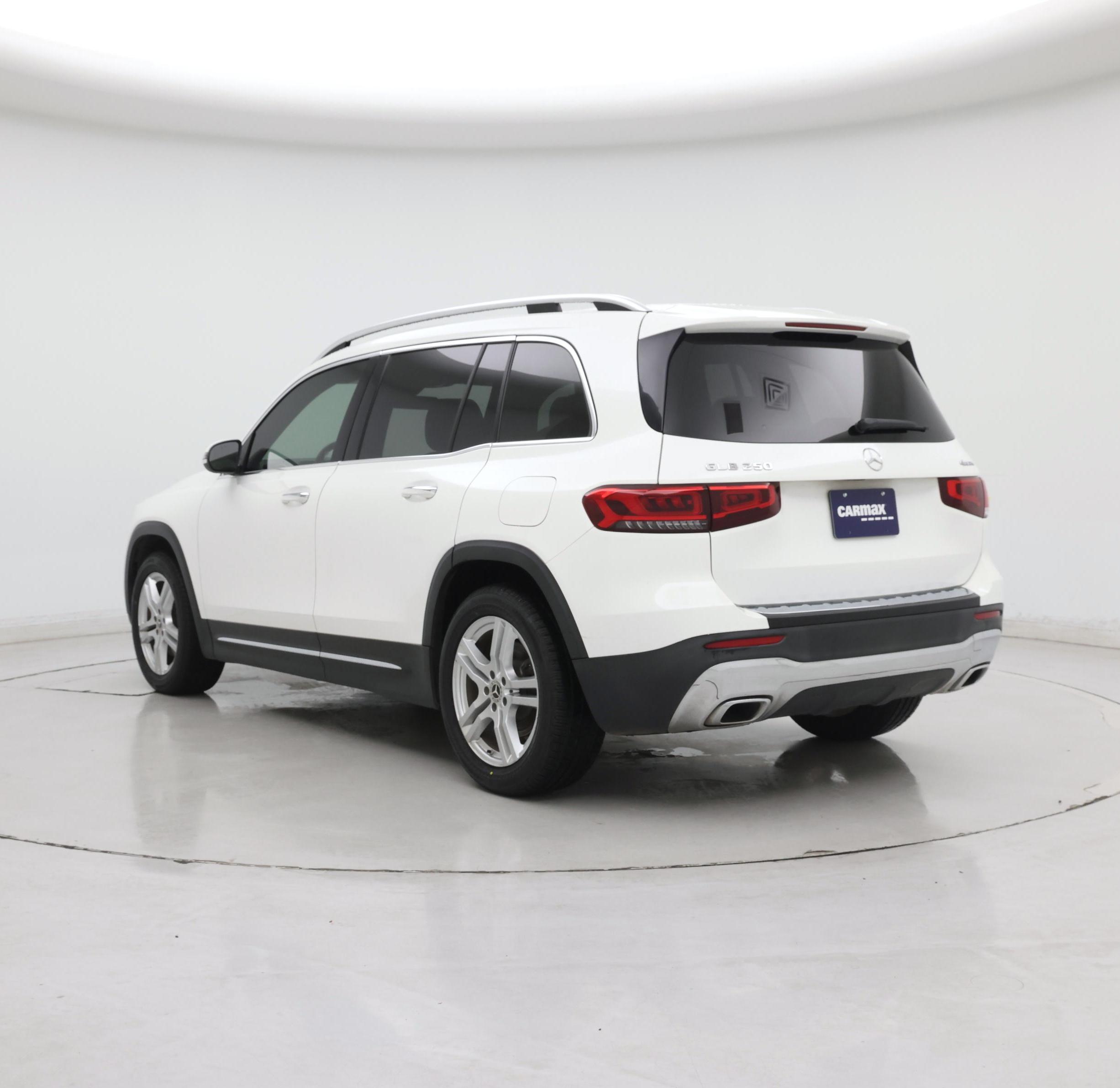 Thumbnail: 2021 Mercedes-Benz GLB - 2