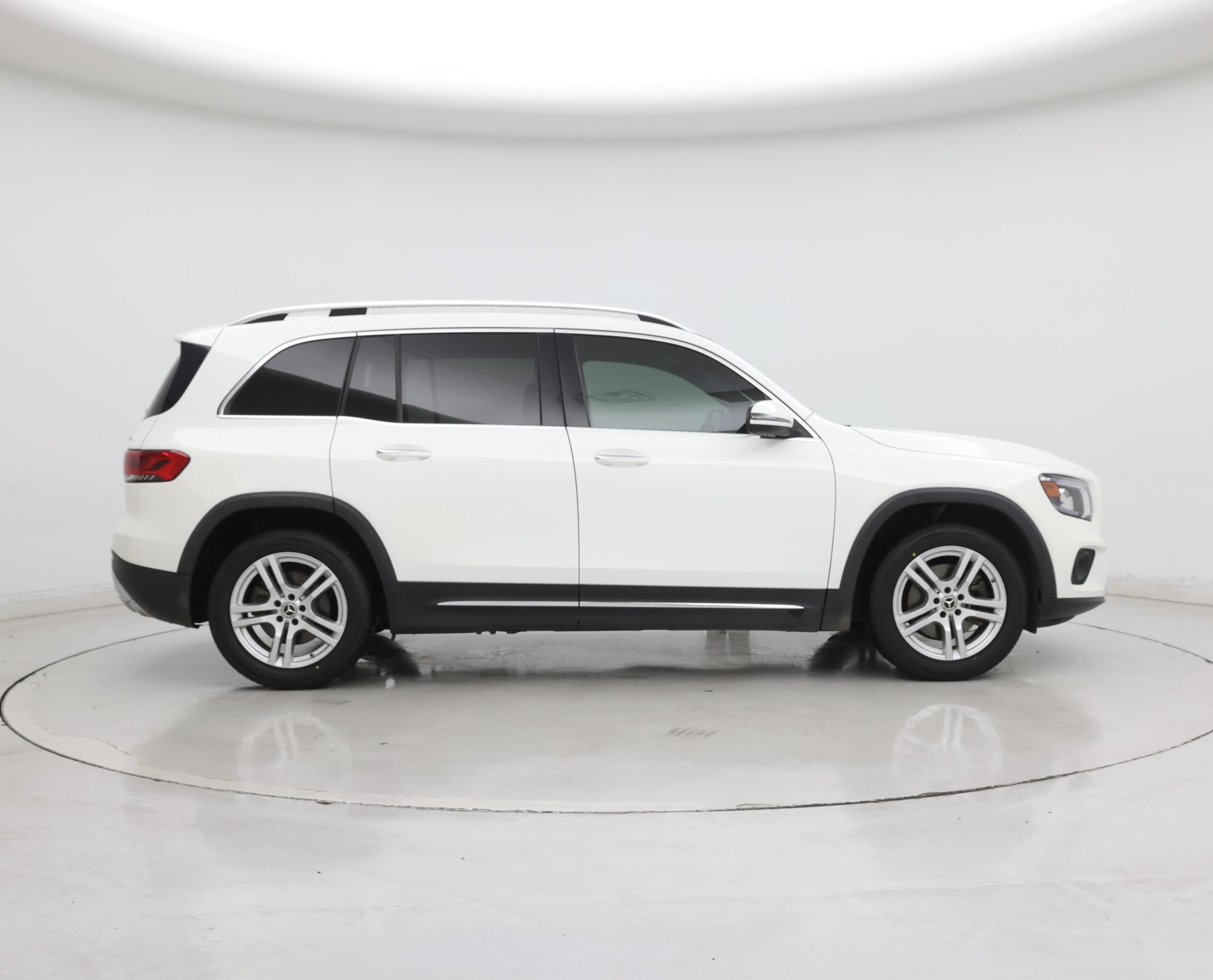 Thumbnail: 2021 Mercedes-Benz GLB - 7