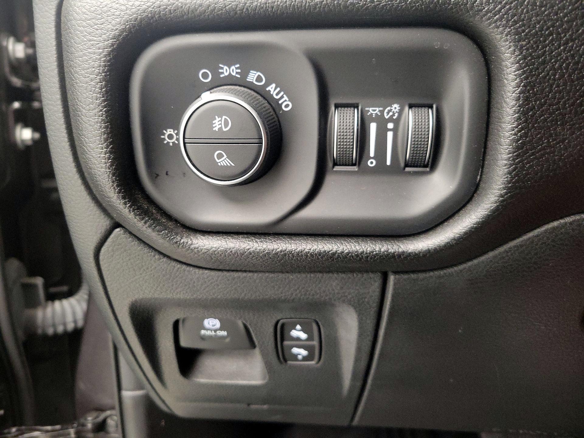 Thumbnail: 2024 RAM 1500 - 13