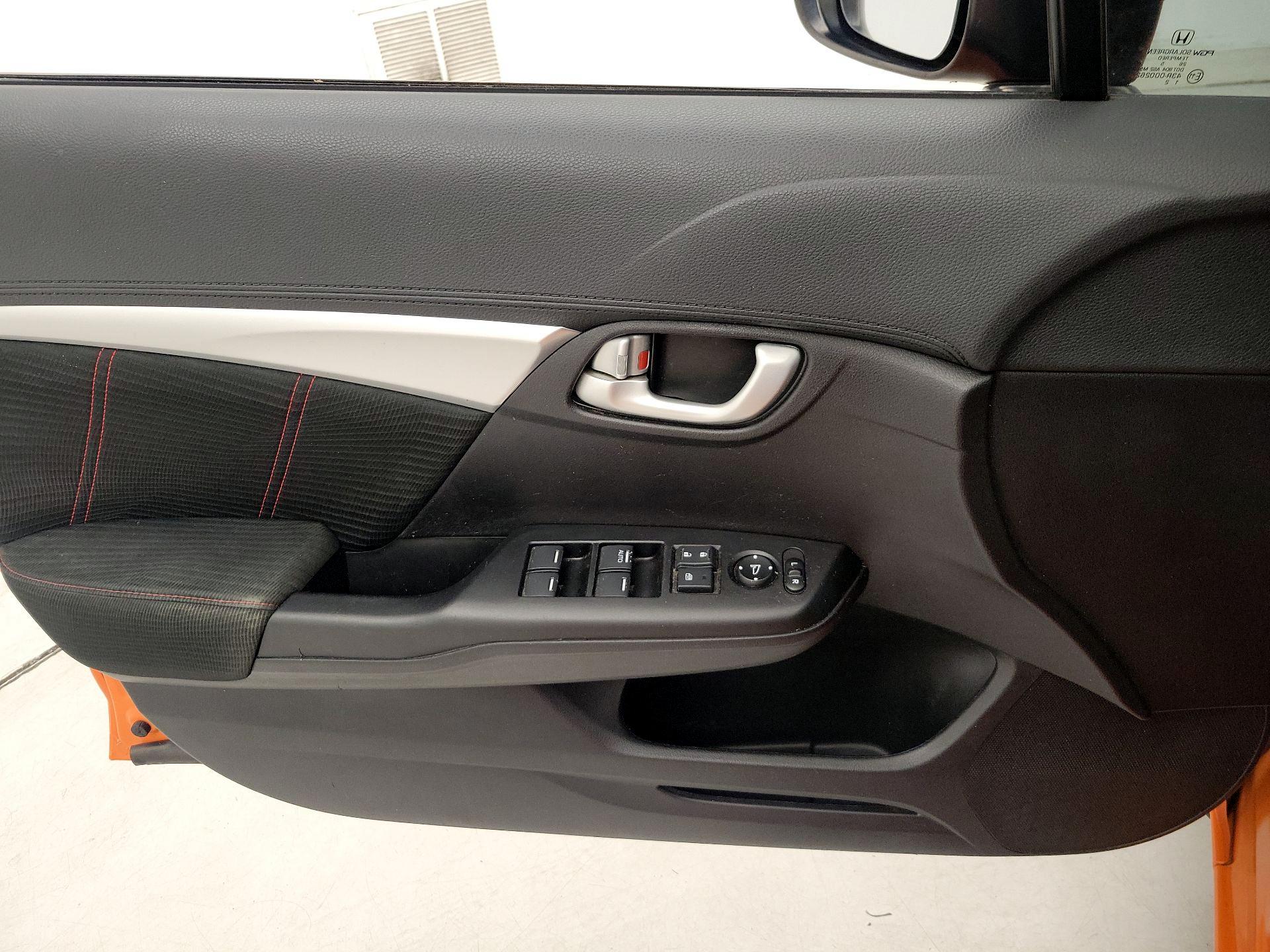 Thumbnail: 2015 Honda Civic - 12