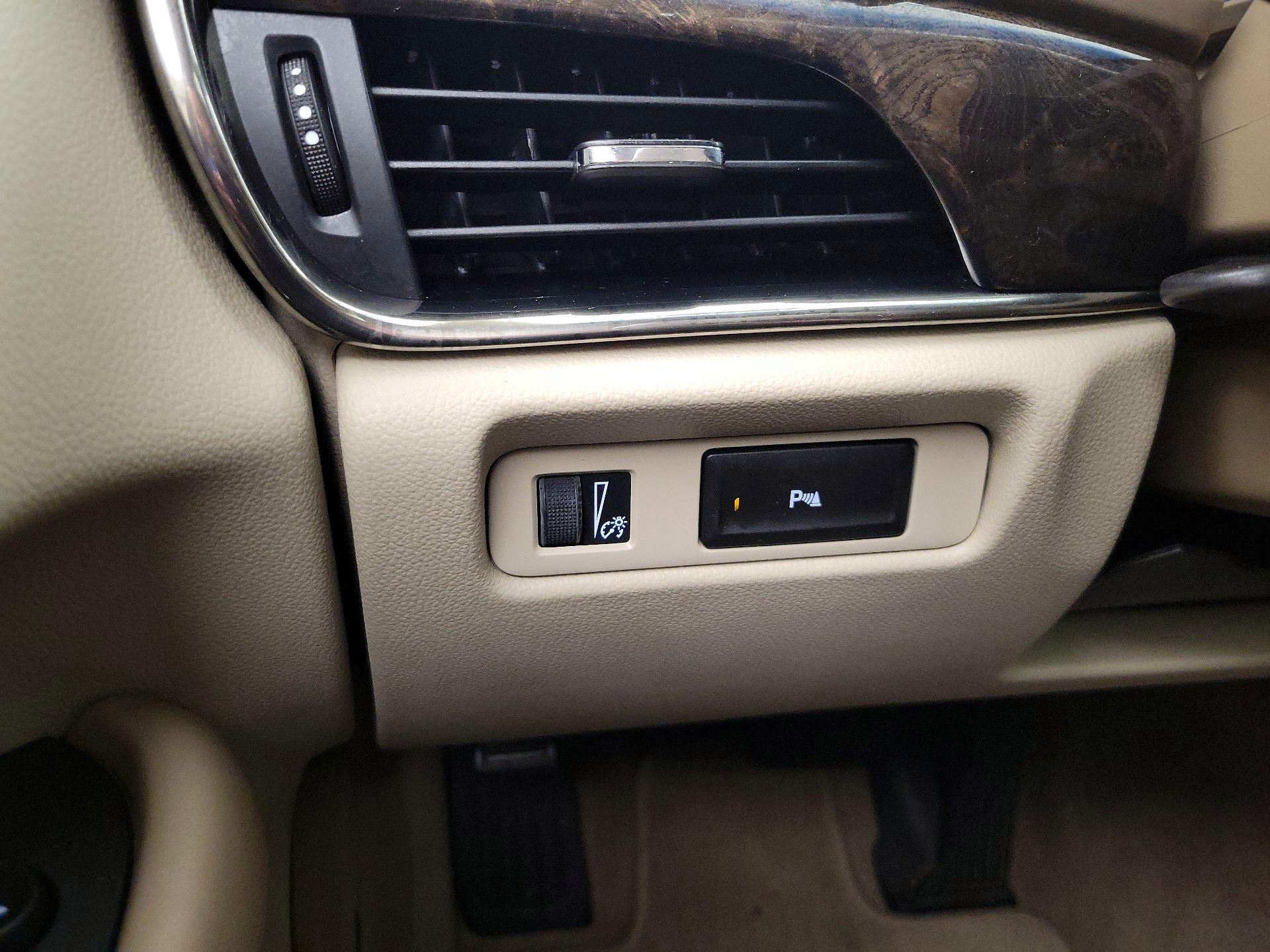 Thumbnail: 2016 Cadillac ATS - 13