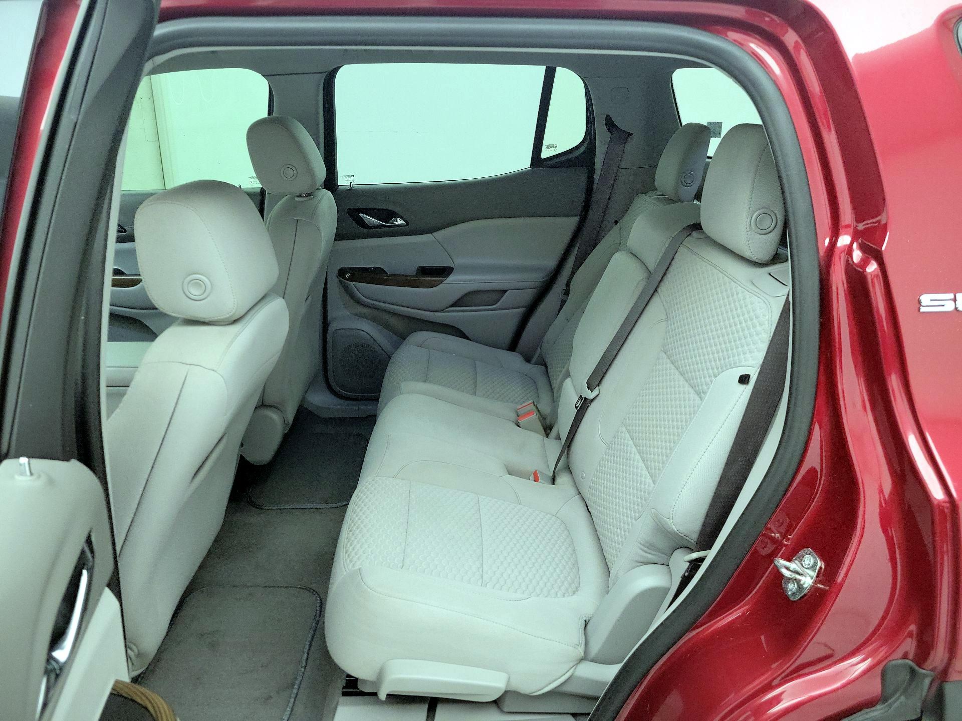 Thumbnail: 2019 GMC Acadia - 19