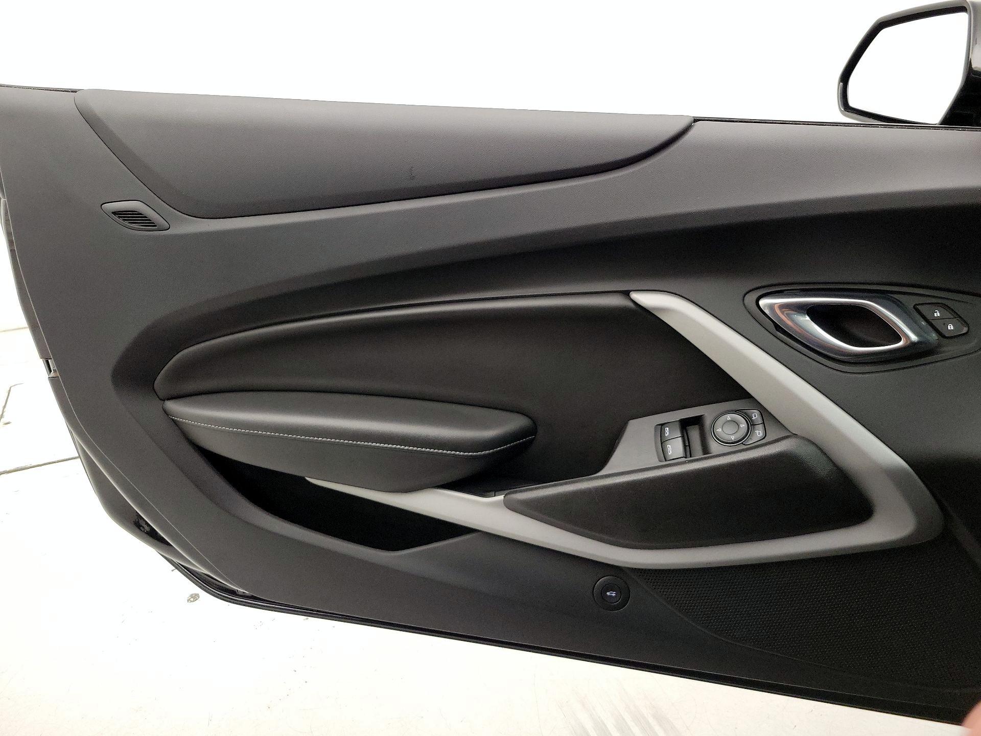 Thumbnail: 2020 Chevrolet Camaro - 12