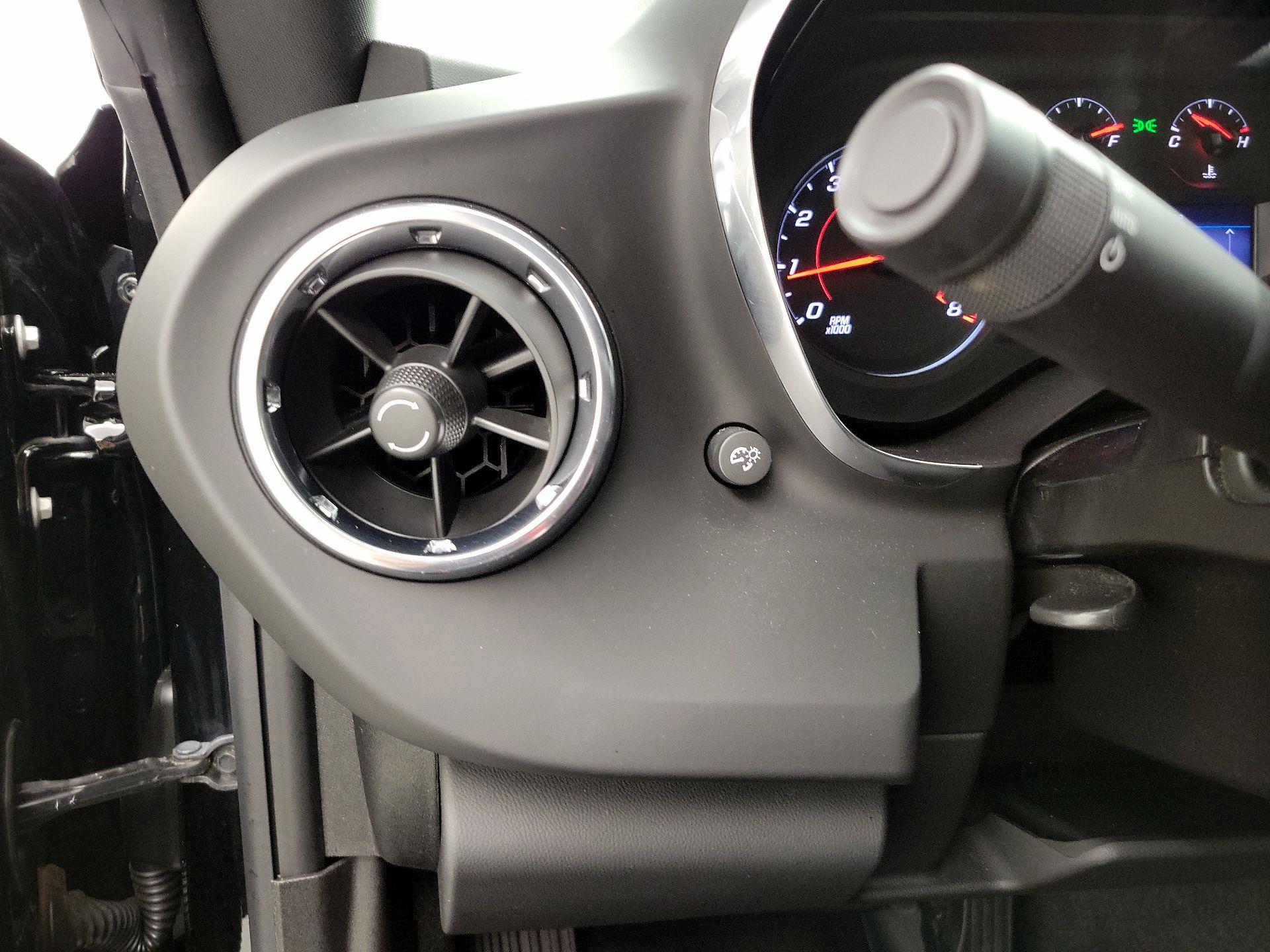 Thumbnail: 2020 Chevrolet Camaro - 13